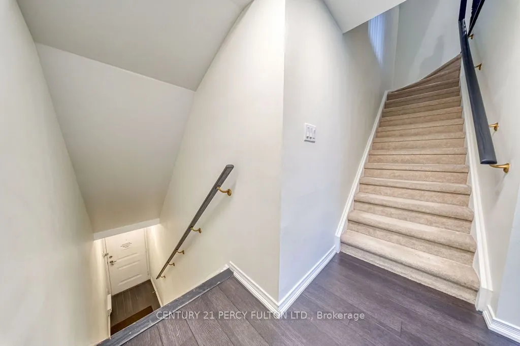 90 Orchid Place Drive #304