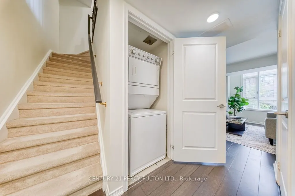 90 Orchid Place Drive #304