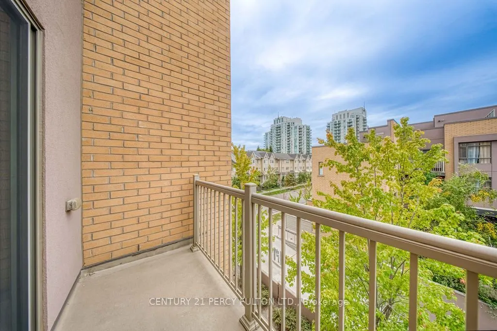 90 Orchid Place Drive #304