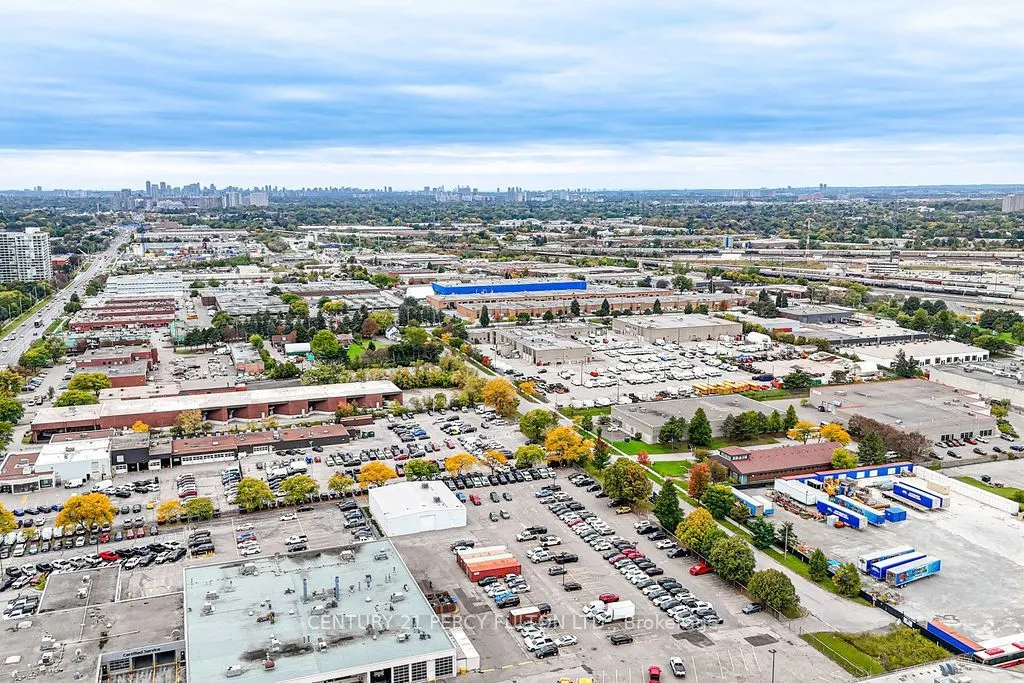 90 Orchid Place Drive #304