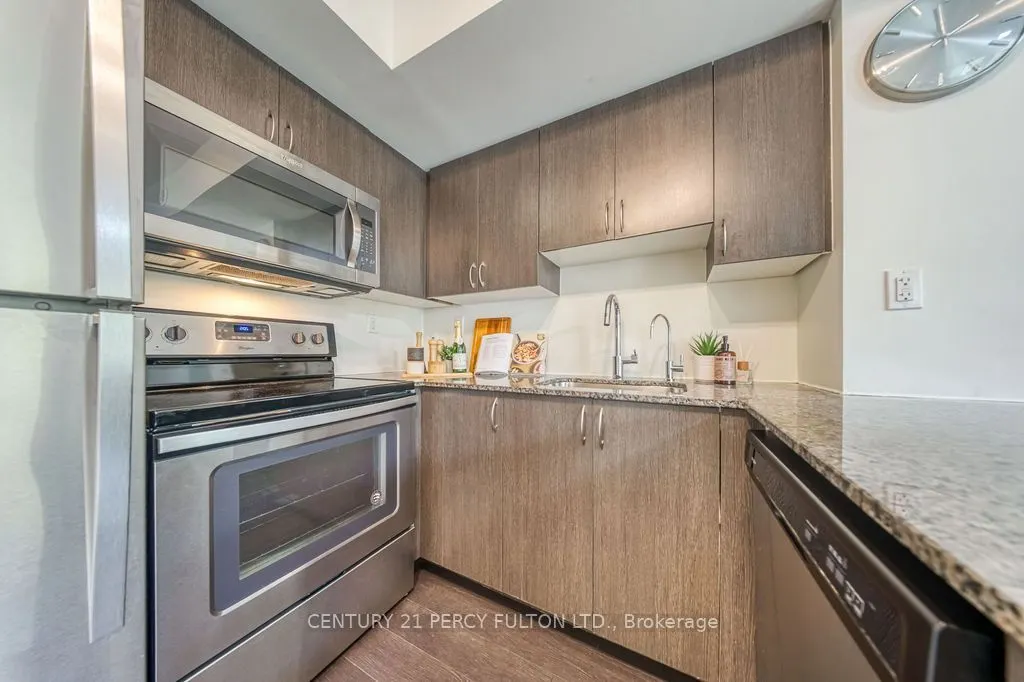 90 Orchid Place Drive #304