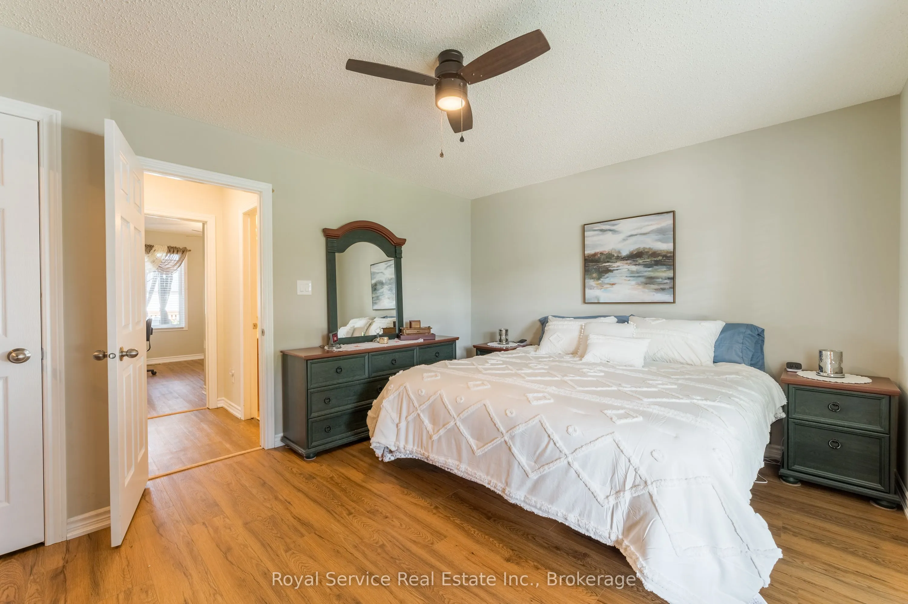 11 Algonquin Trail