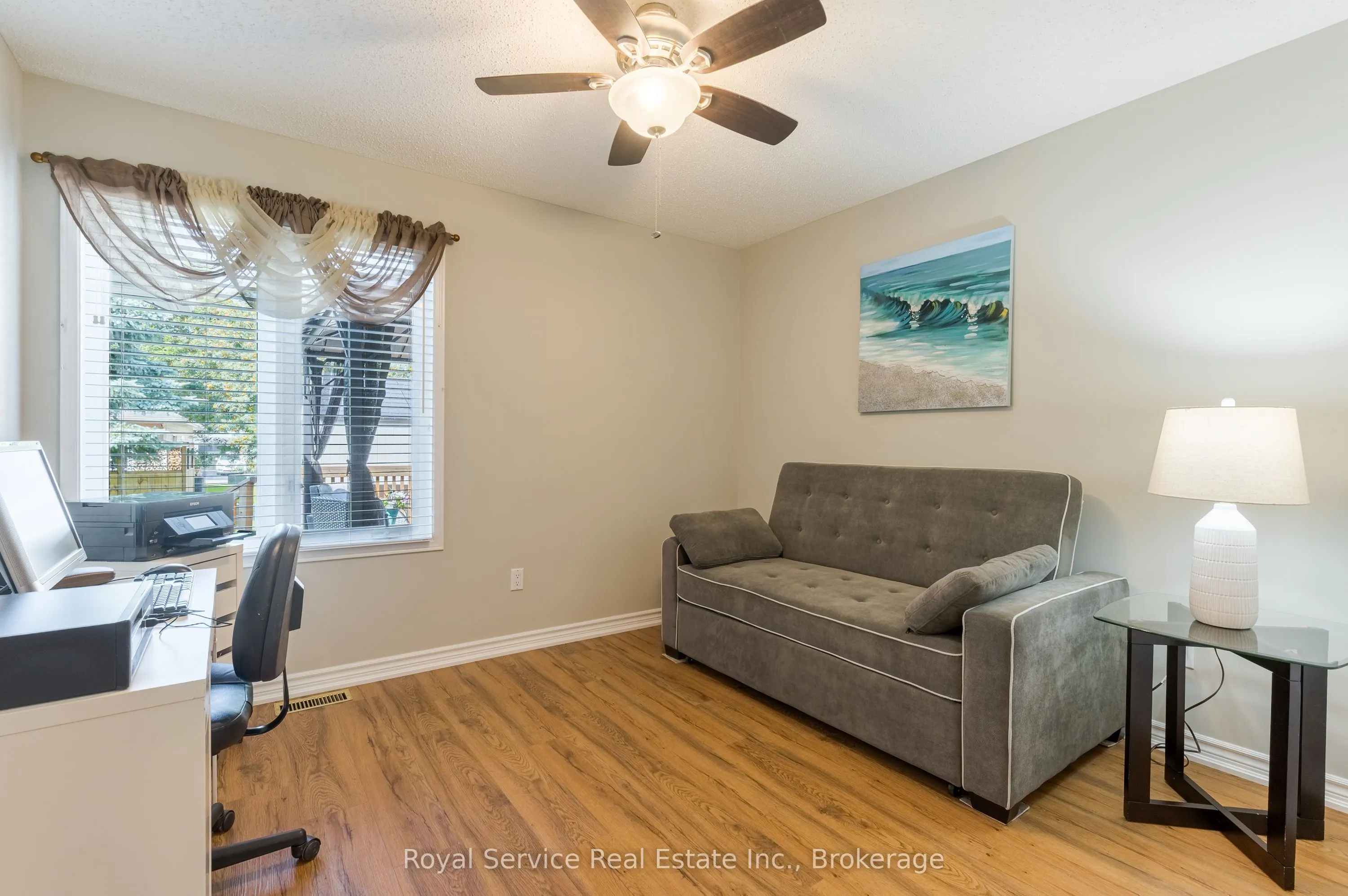 11 Algonquin Trail