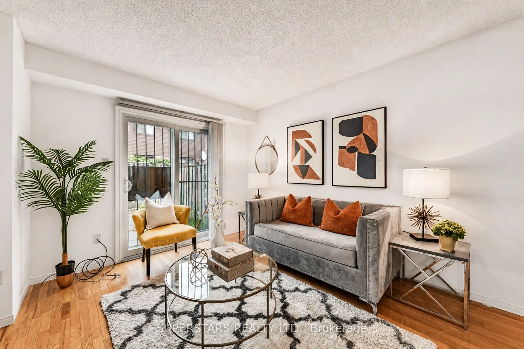 275 Broadview Avenue #10