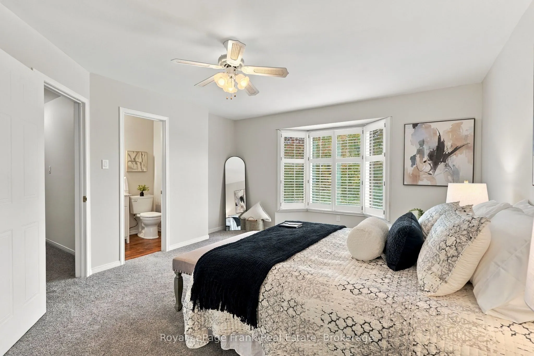 86 Cherry Blossom Crescent