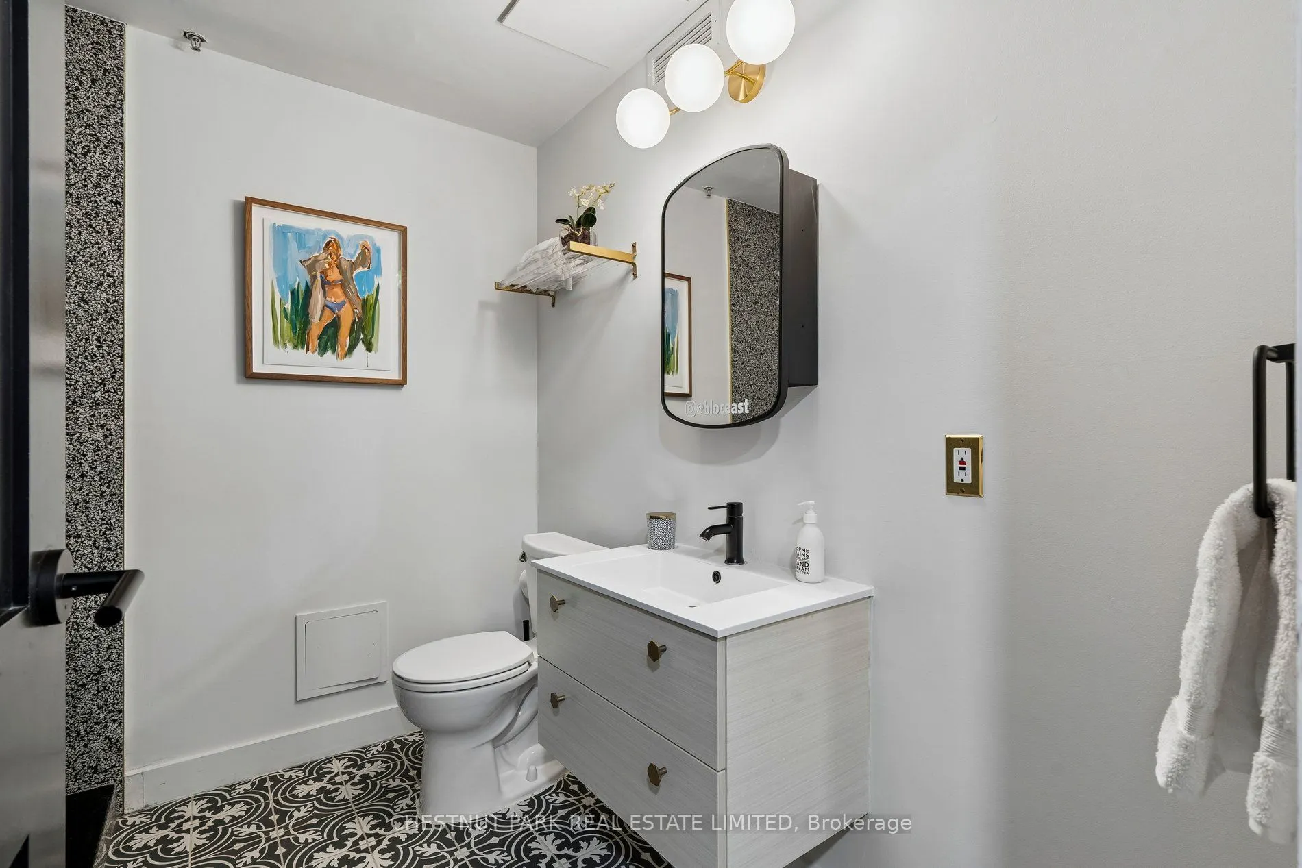 1159 Dundas Street E #149