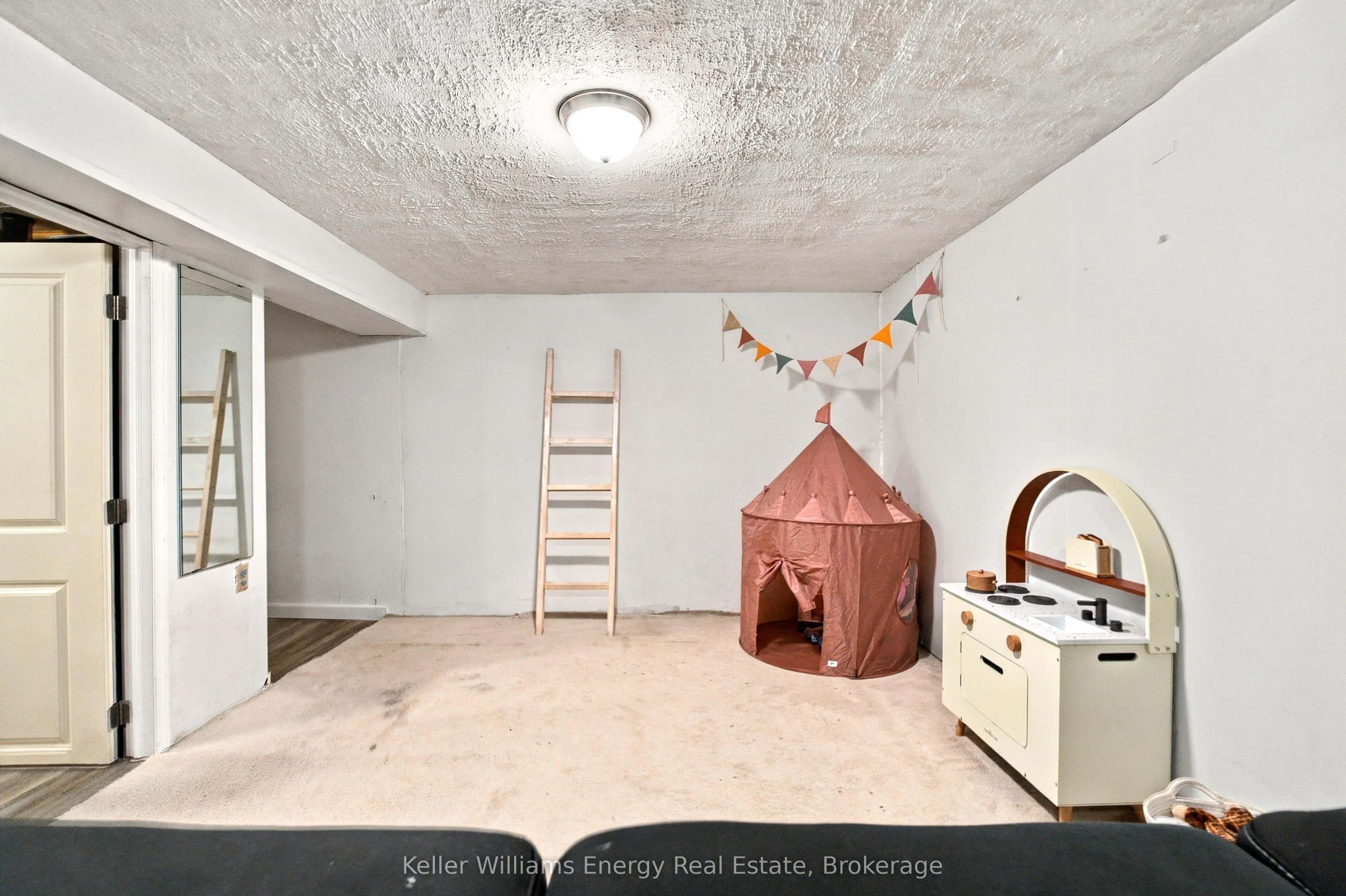 155 Glovers Road #61