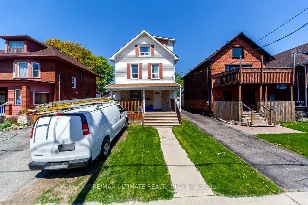 128 Elgin Street E