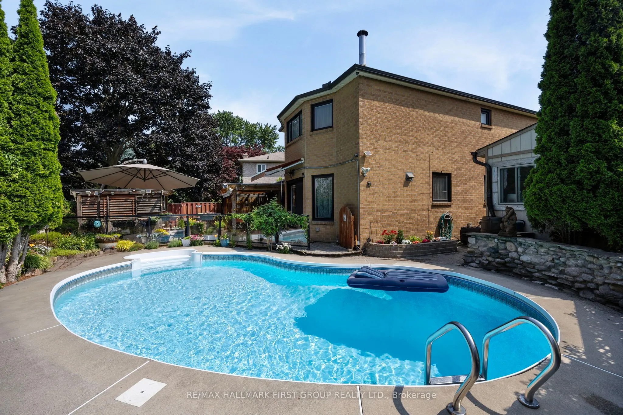 11 Bowers Court