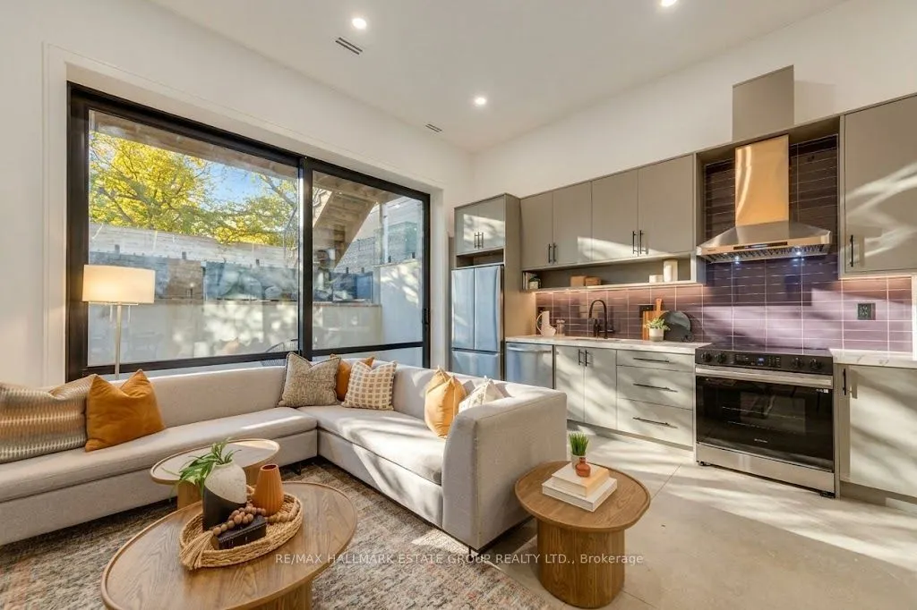 10 Wheeler Avenue