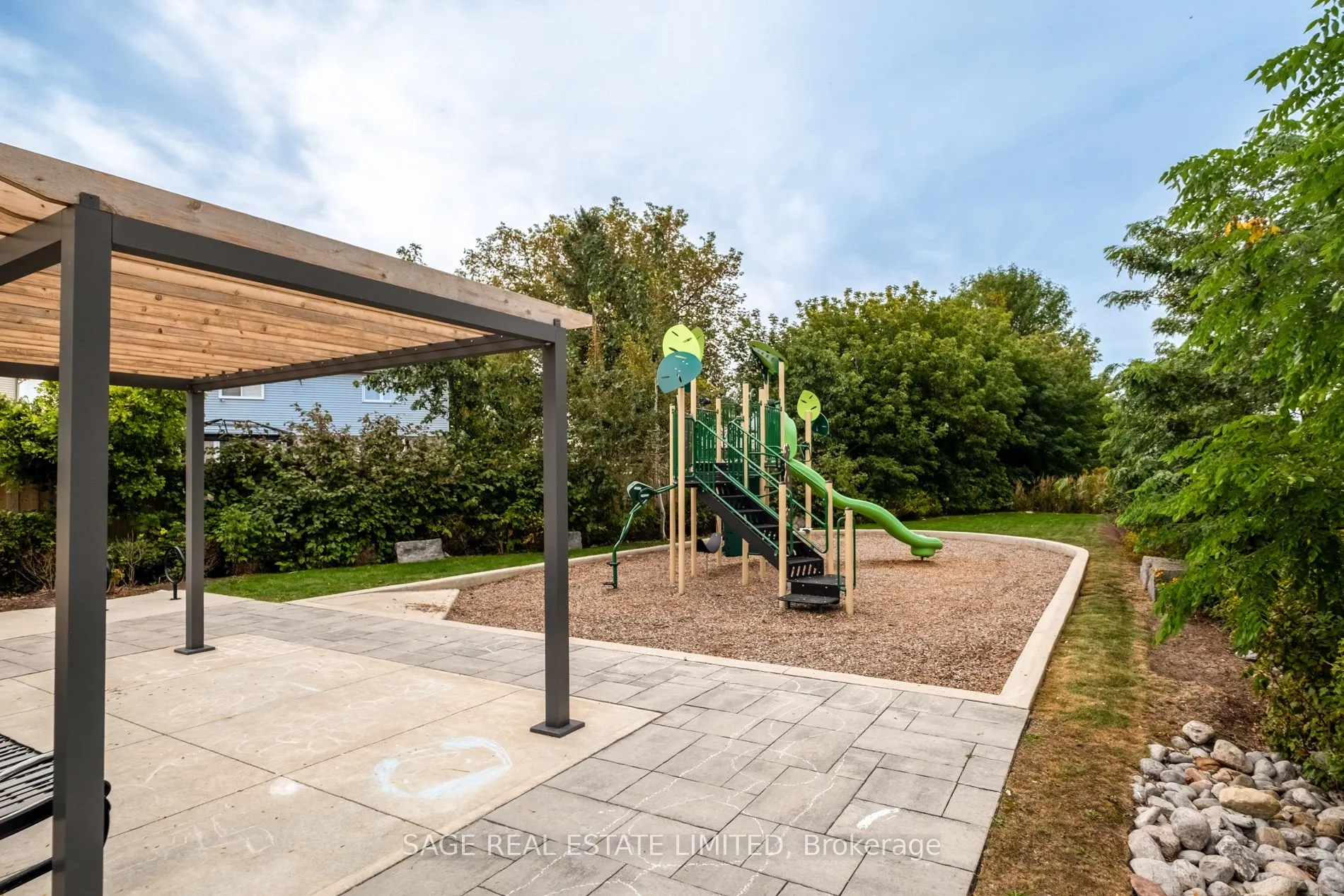 842 Atwater Path