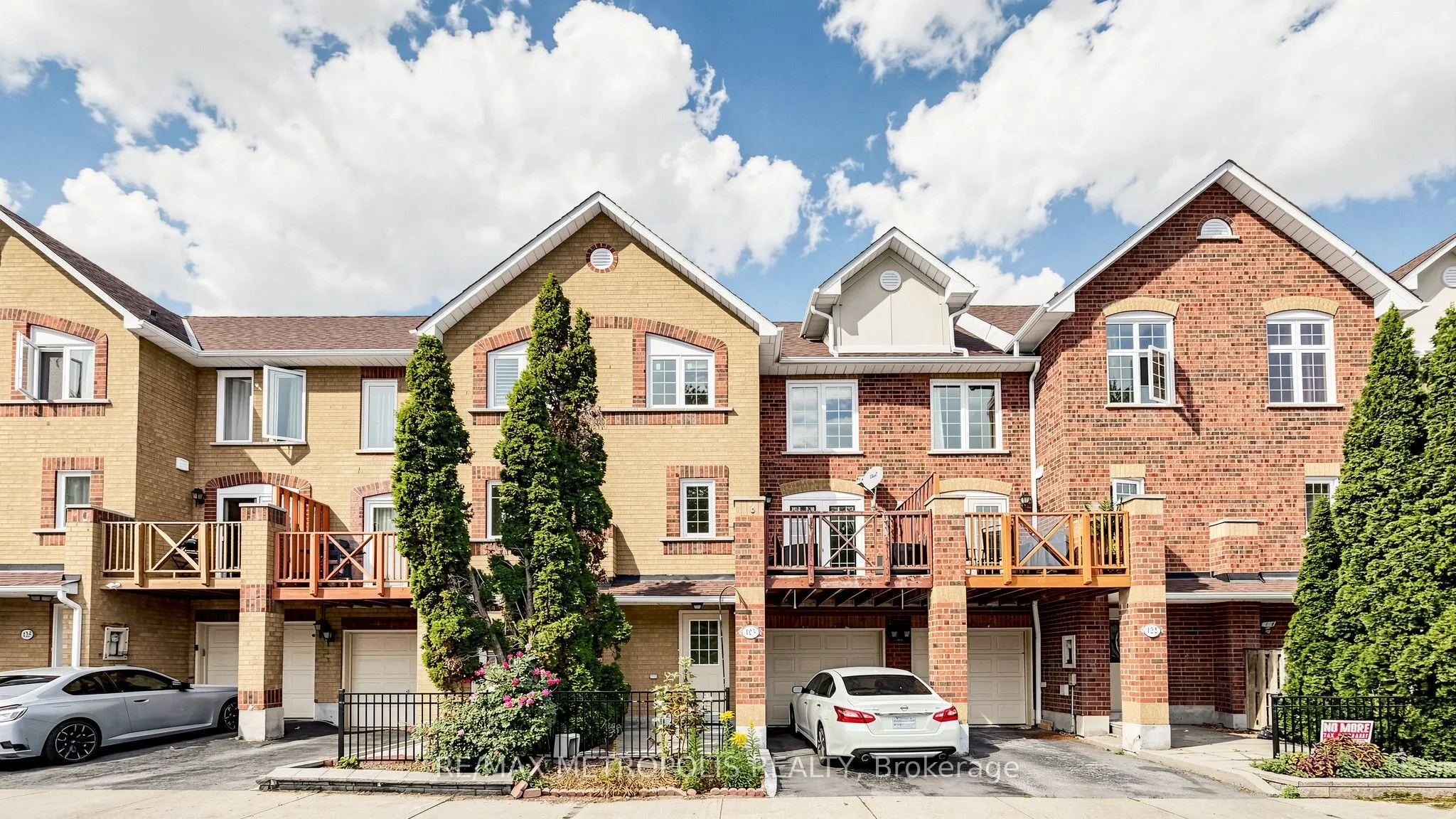 2 Hedge End Road #123
