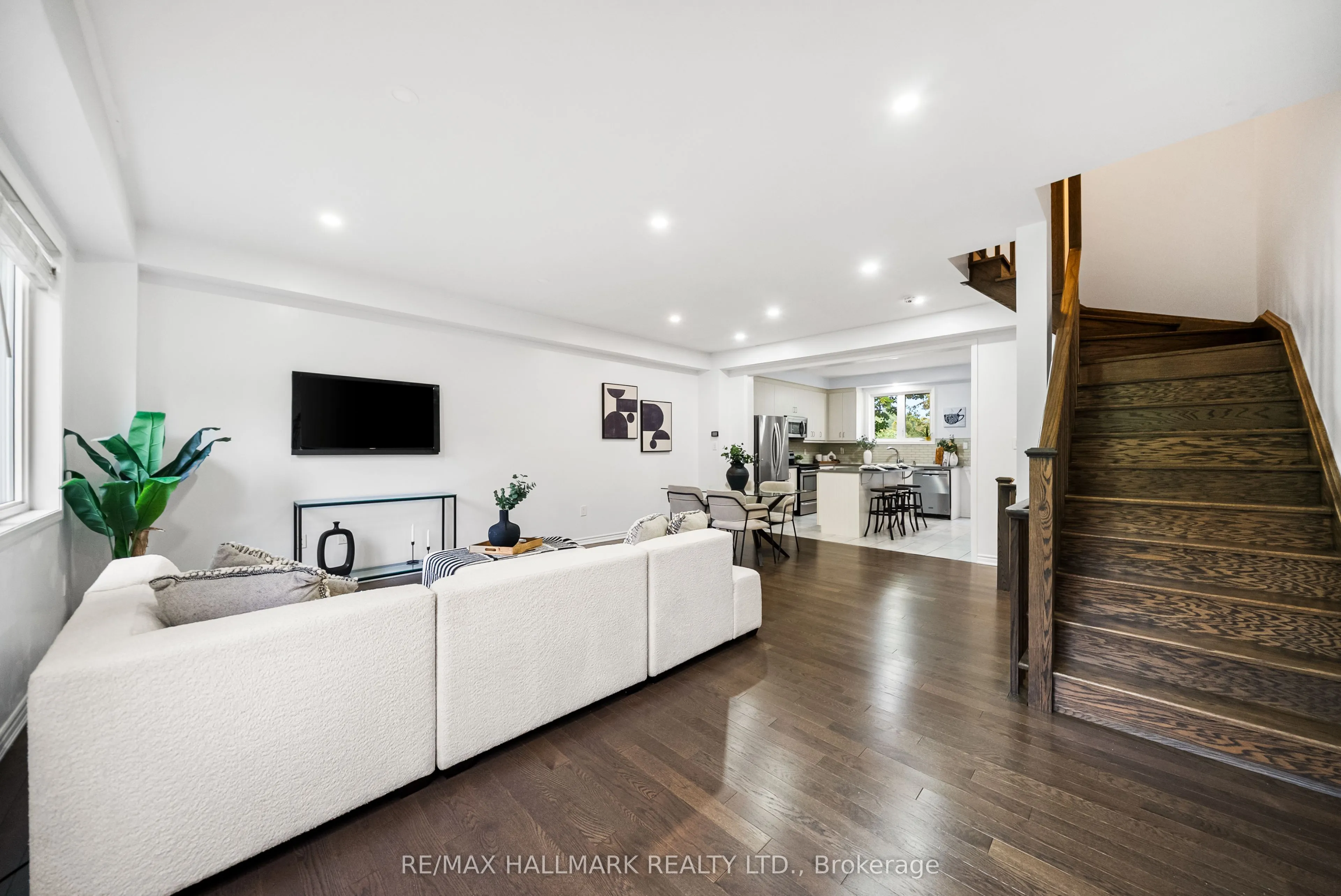 56 Heron Park Place