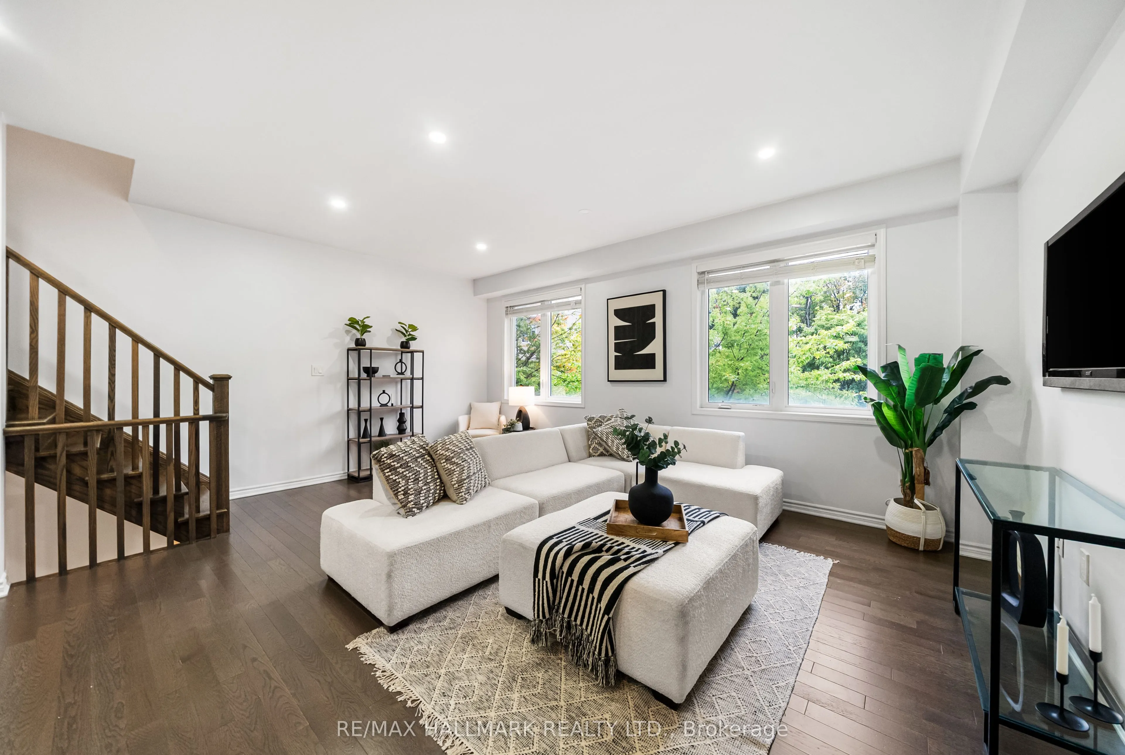 56 Heron Park Place