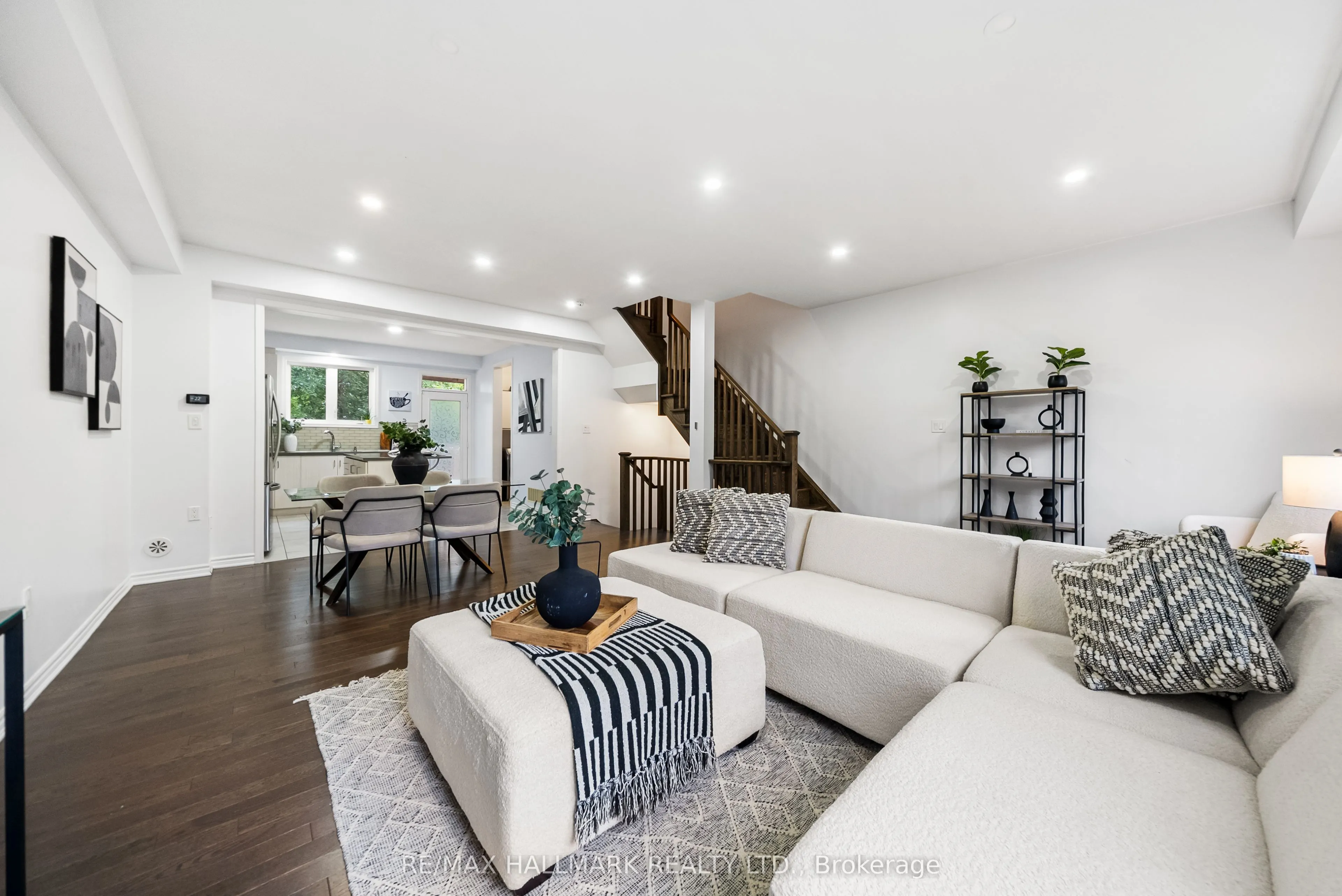 56 Heron Park Place