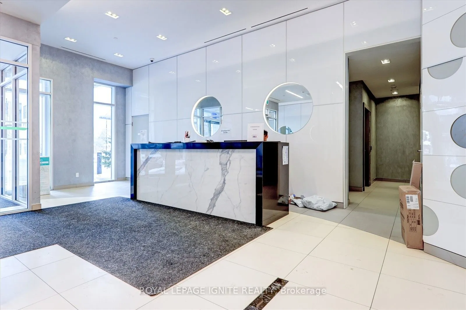 30 Meadowglen Place #1110