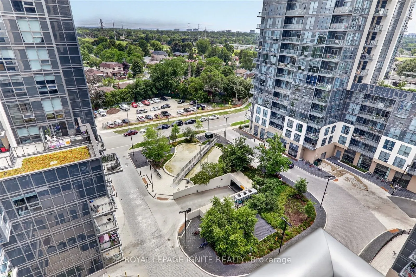 30 Meadowglen Place #1110