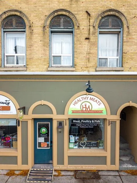 121 Brock Street N