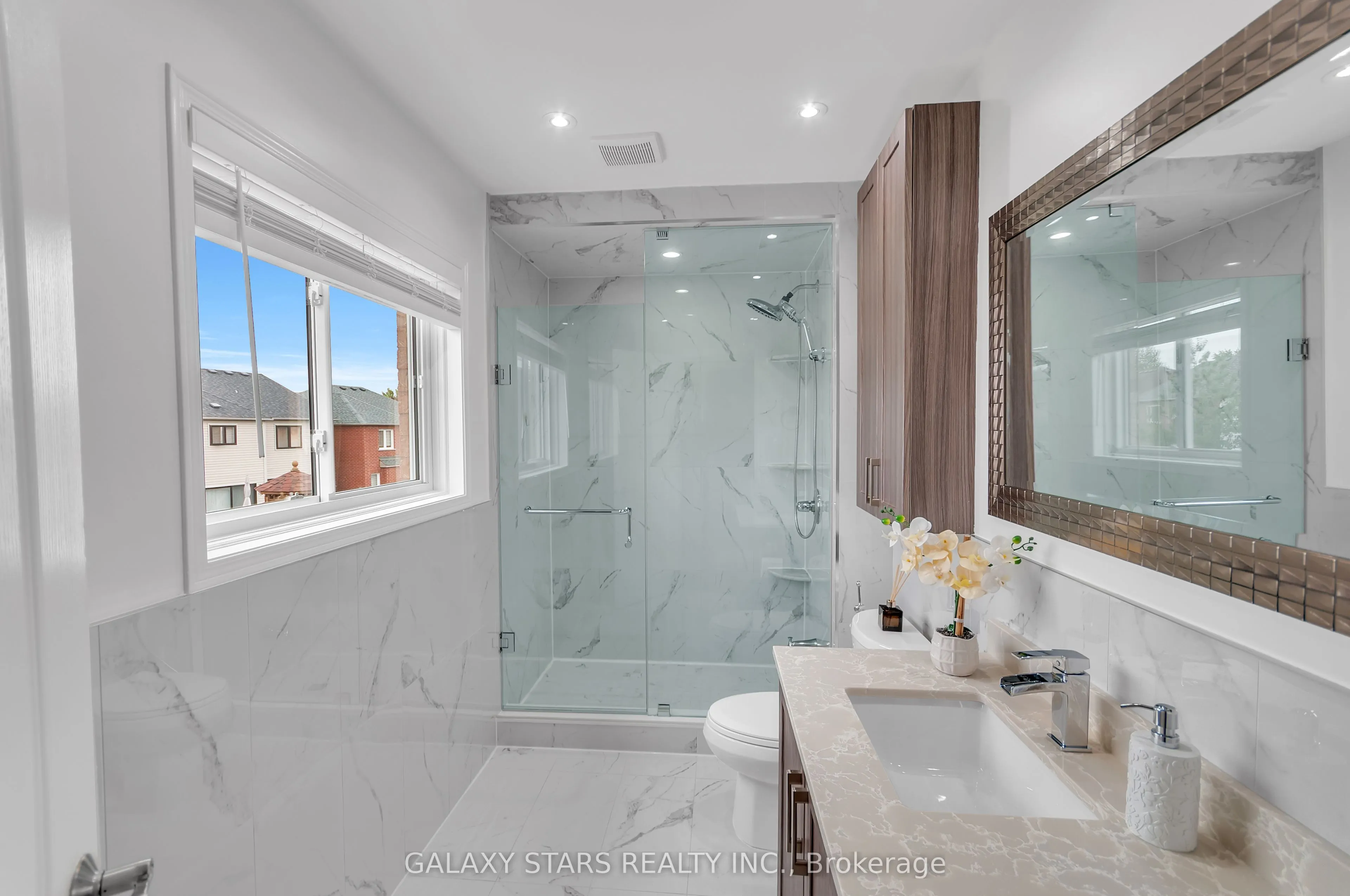 32 Armitage Crescent
