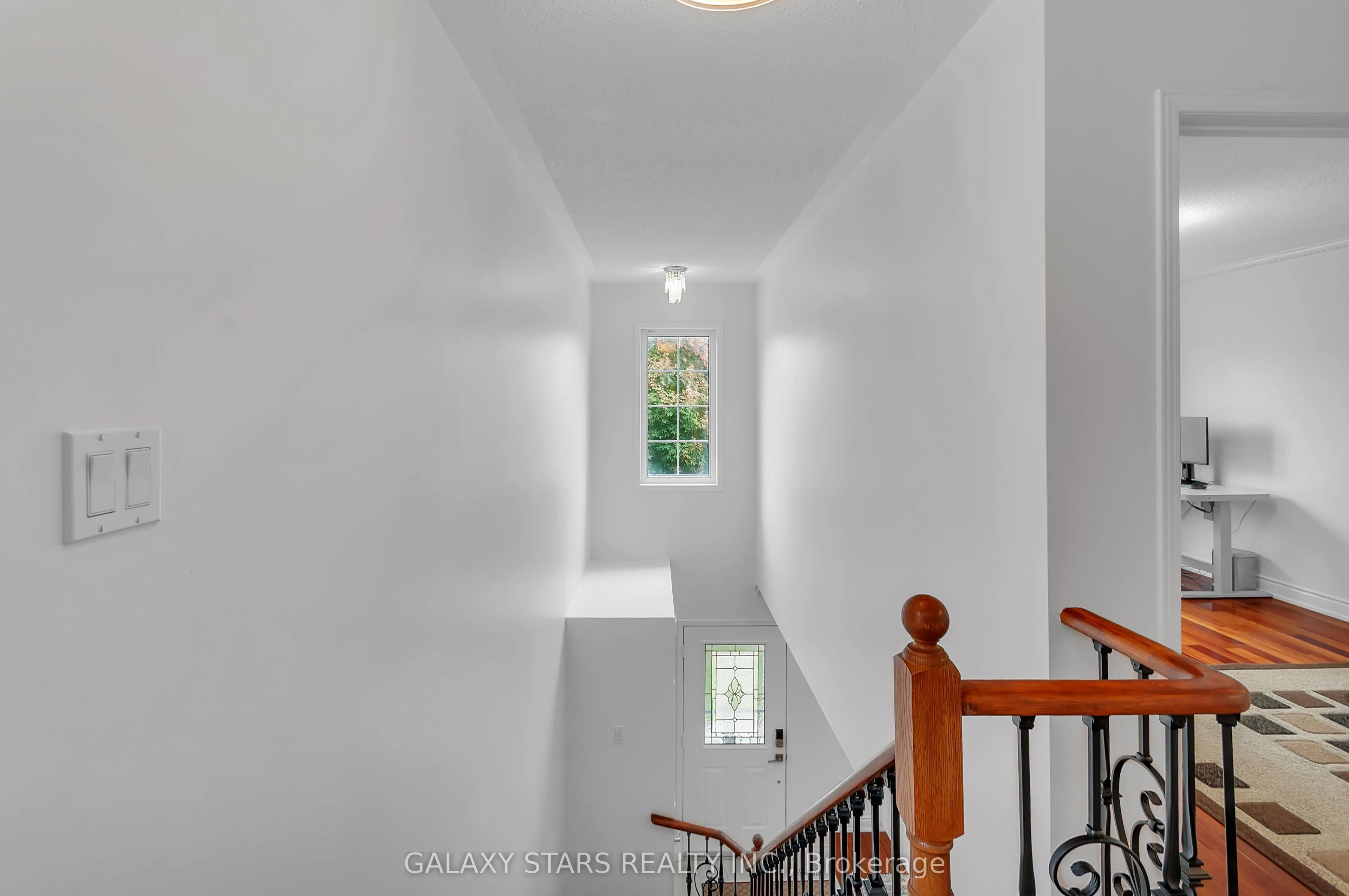 32 Armitage Crescent