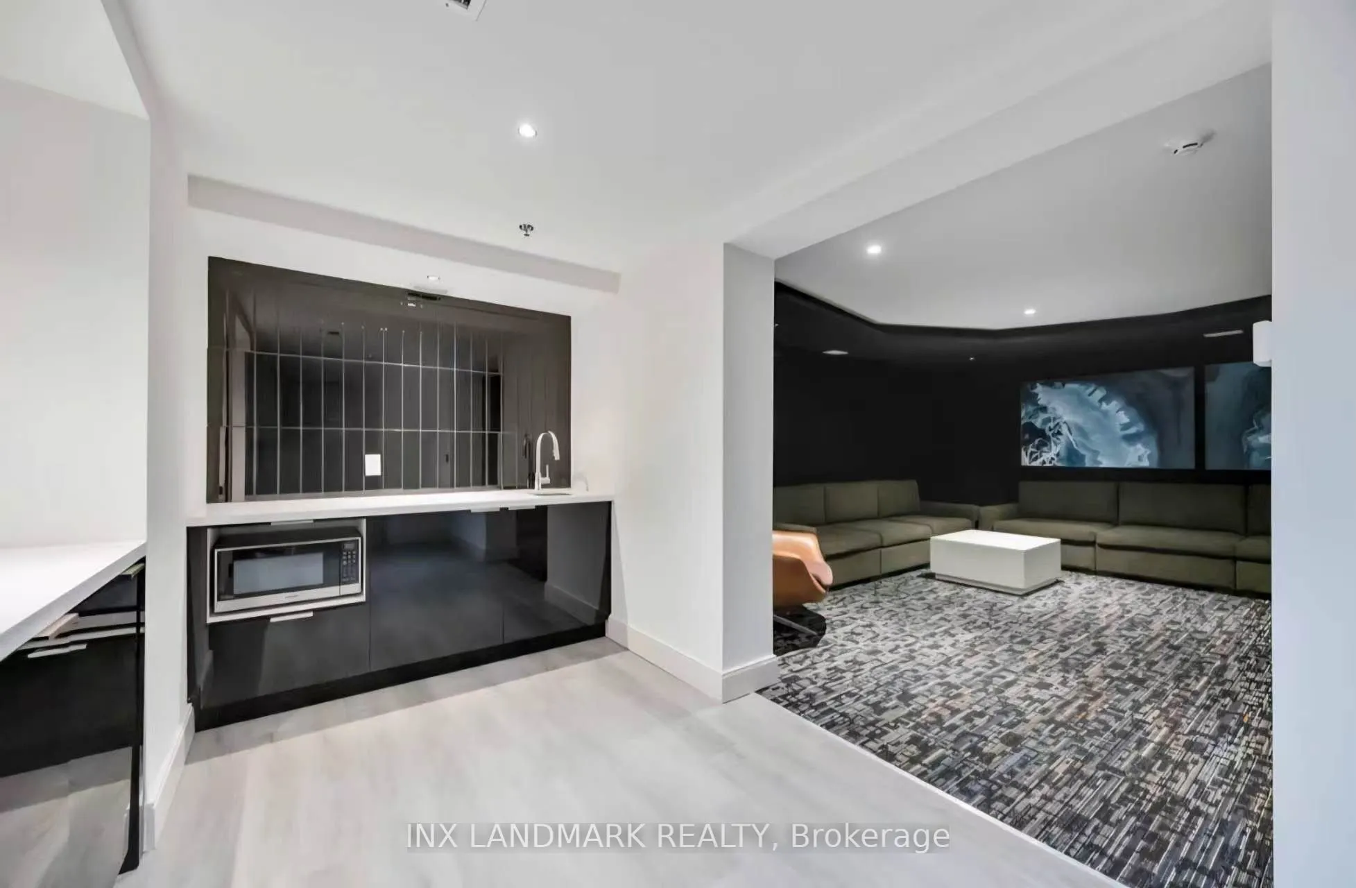 90 Glen Everest Road #422