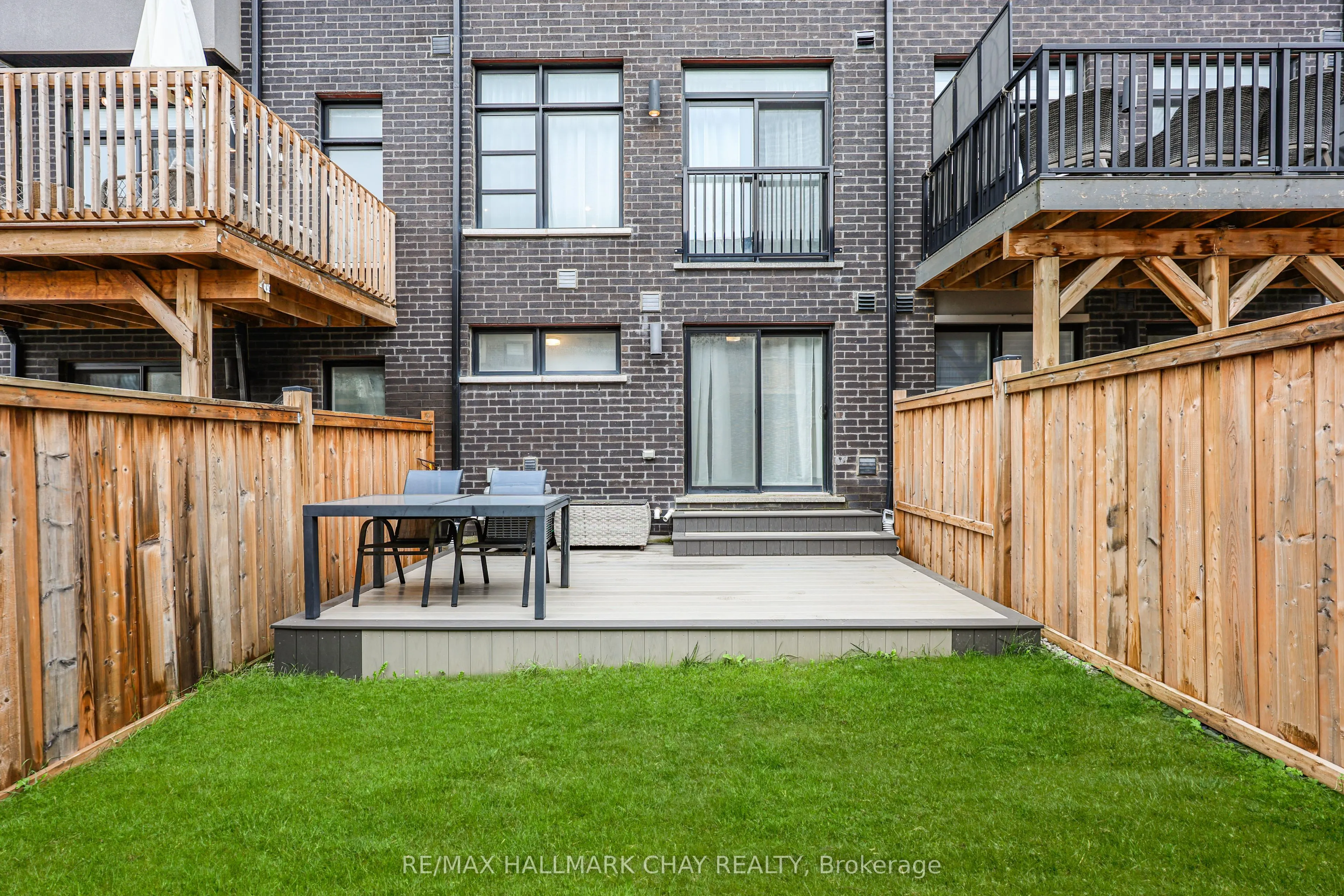 2526 Castlegate Crossing