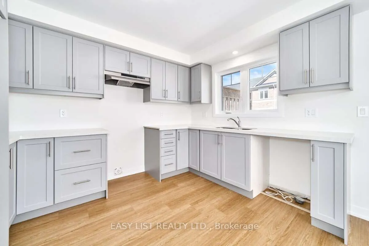 75 Addyman Crescent