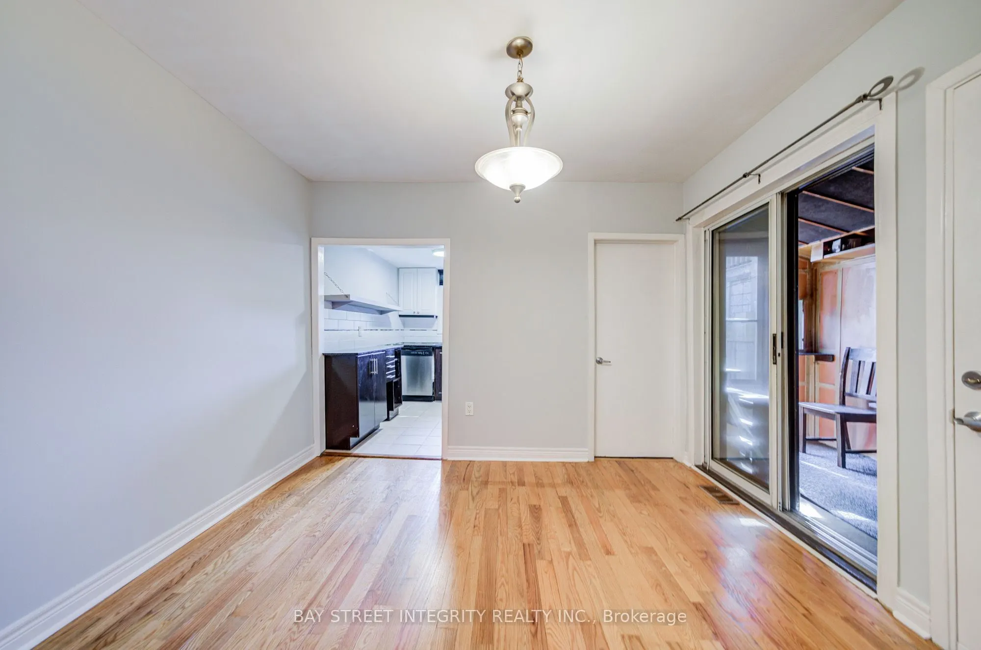 19 Robinson Avenue