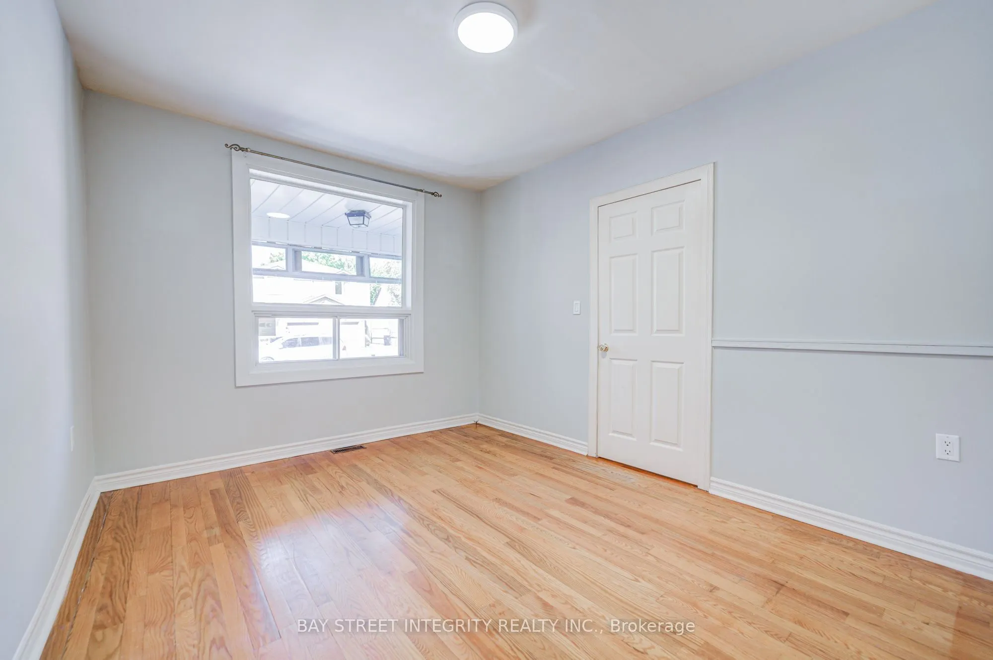 19 Robinson Avenue