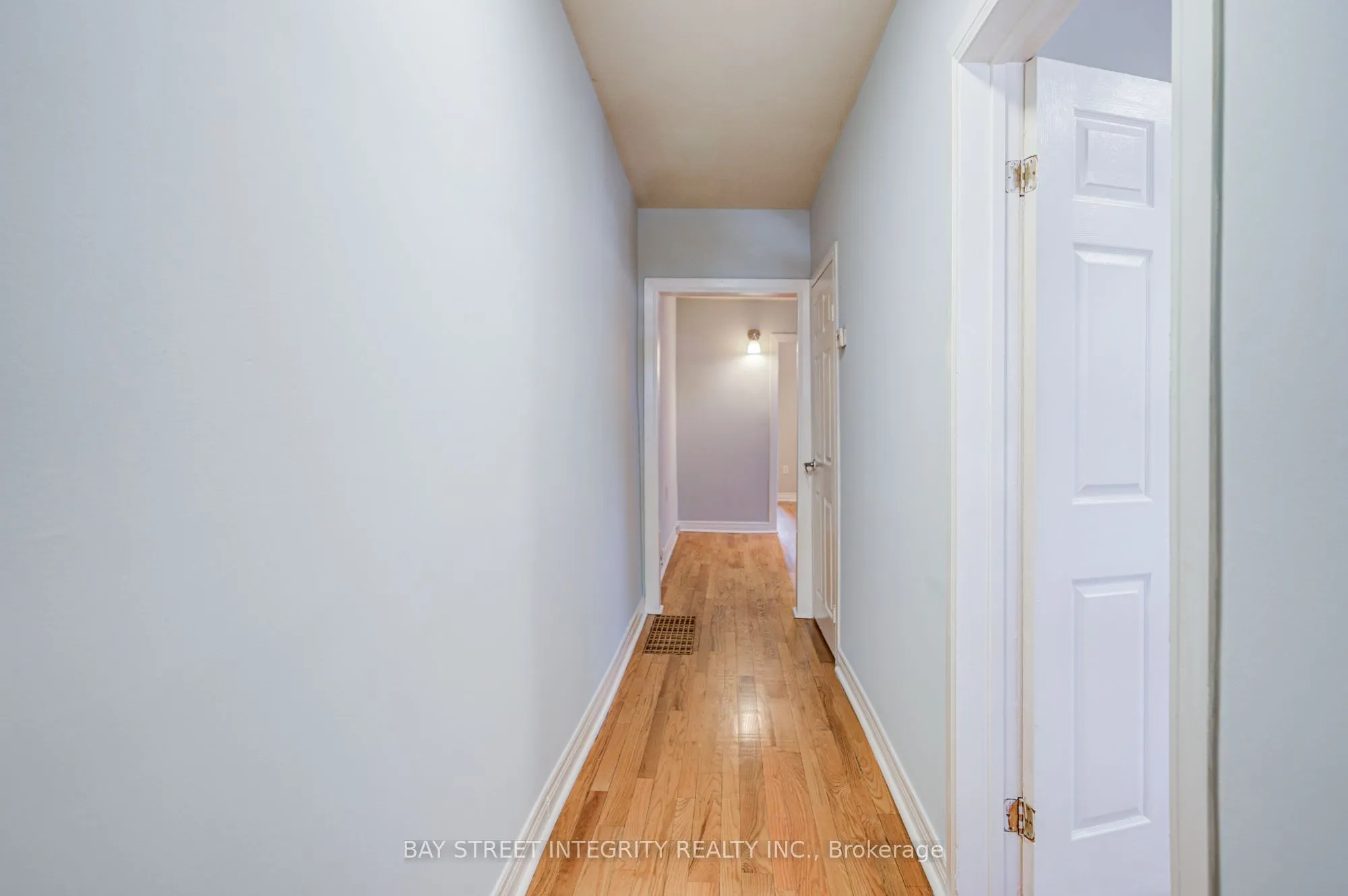 19 Robinson Avenue
