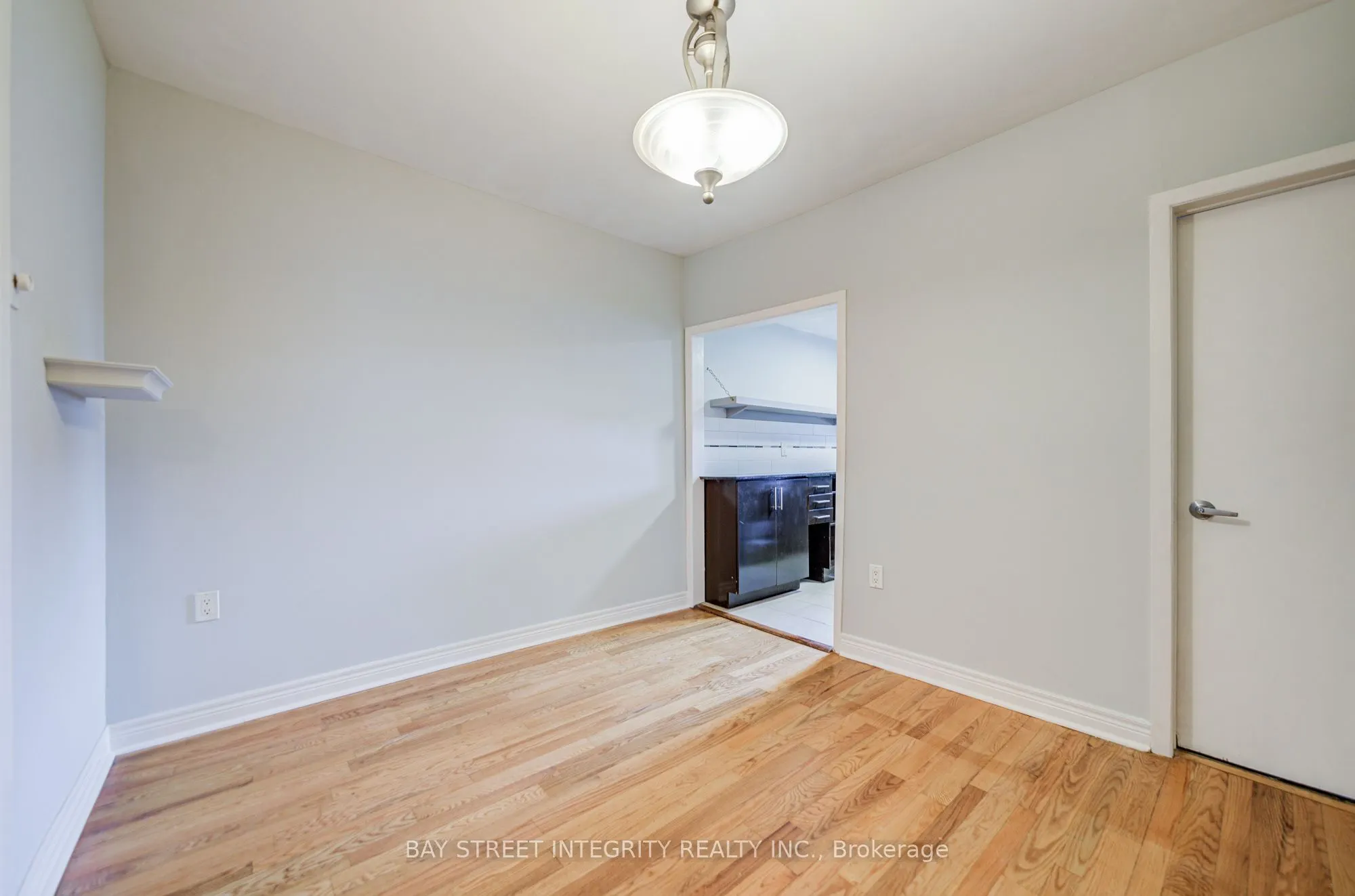 19 Robinson Avenue