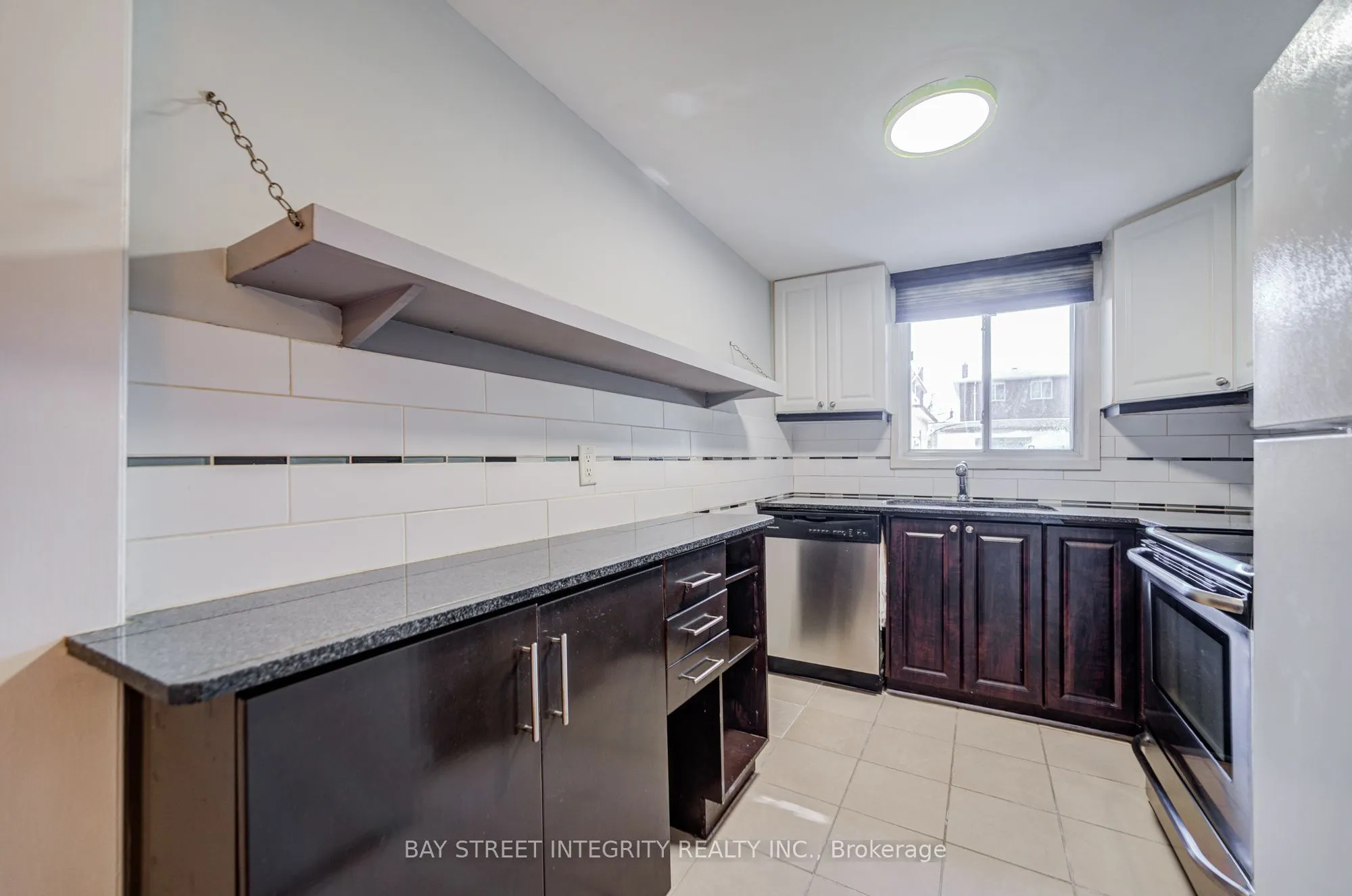19 Robinson Avenue