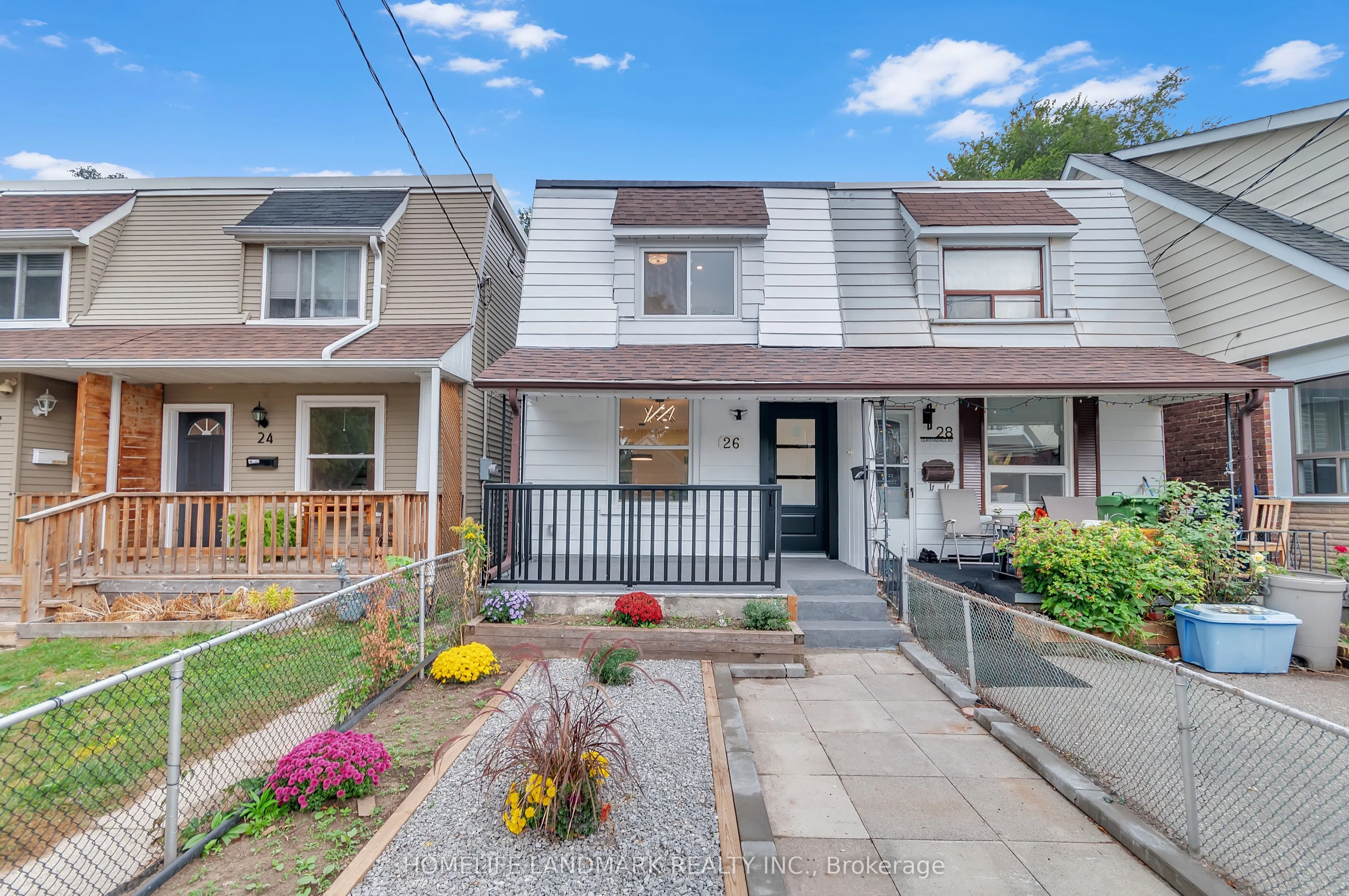 26 Queensdale Avenue