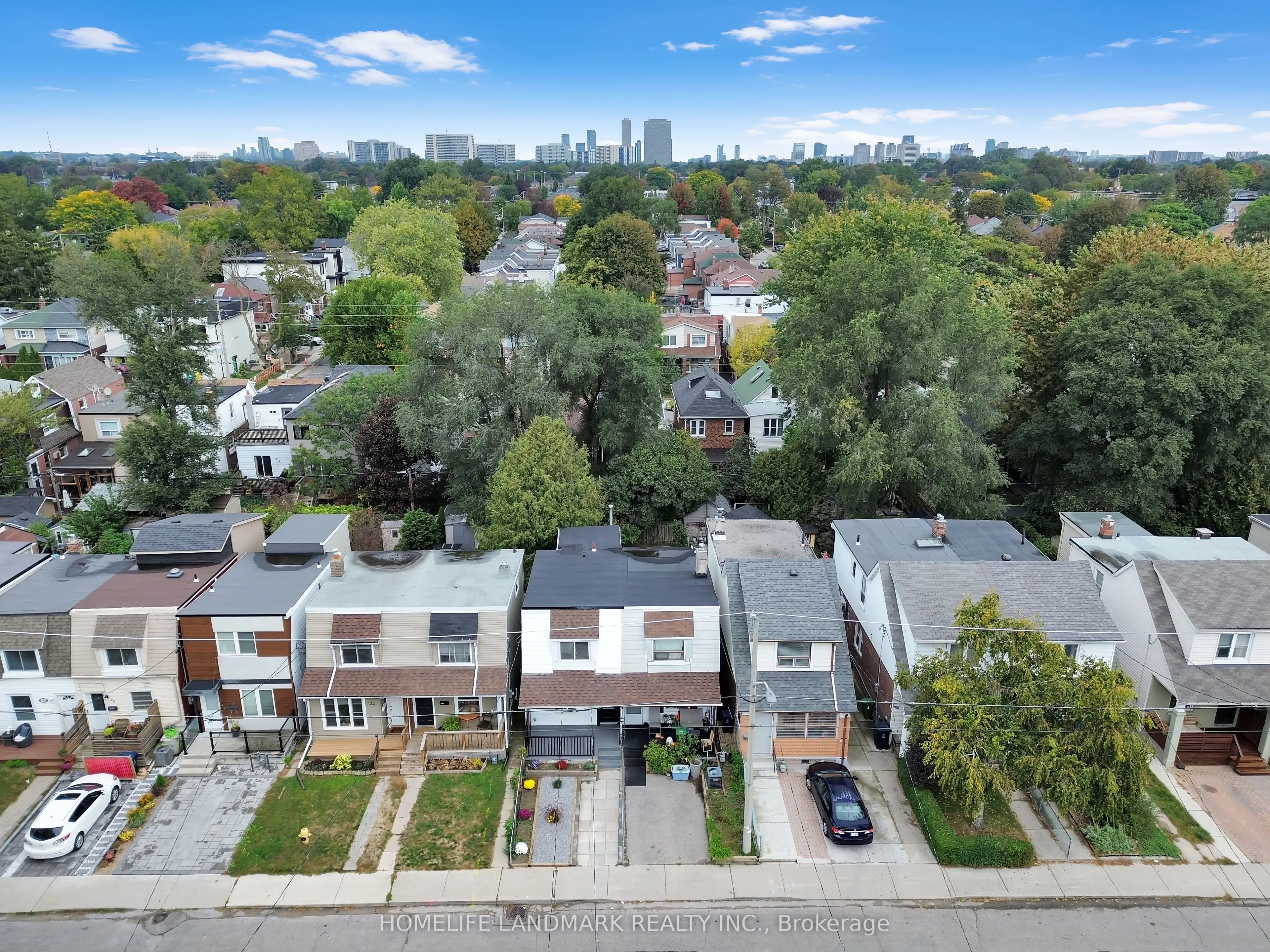 26 Queensdale Avenue