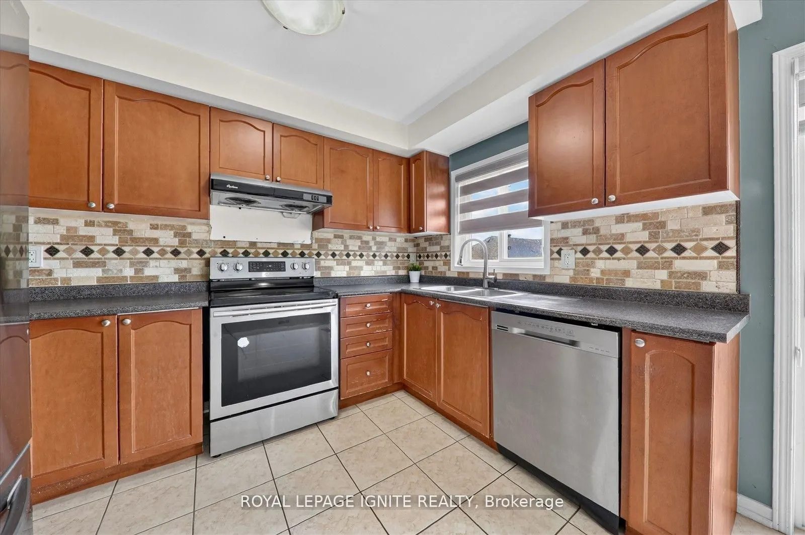72 Oakins Lane #36