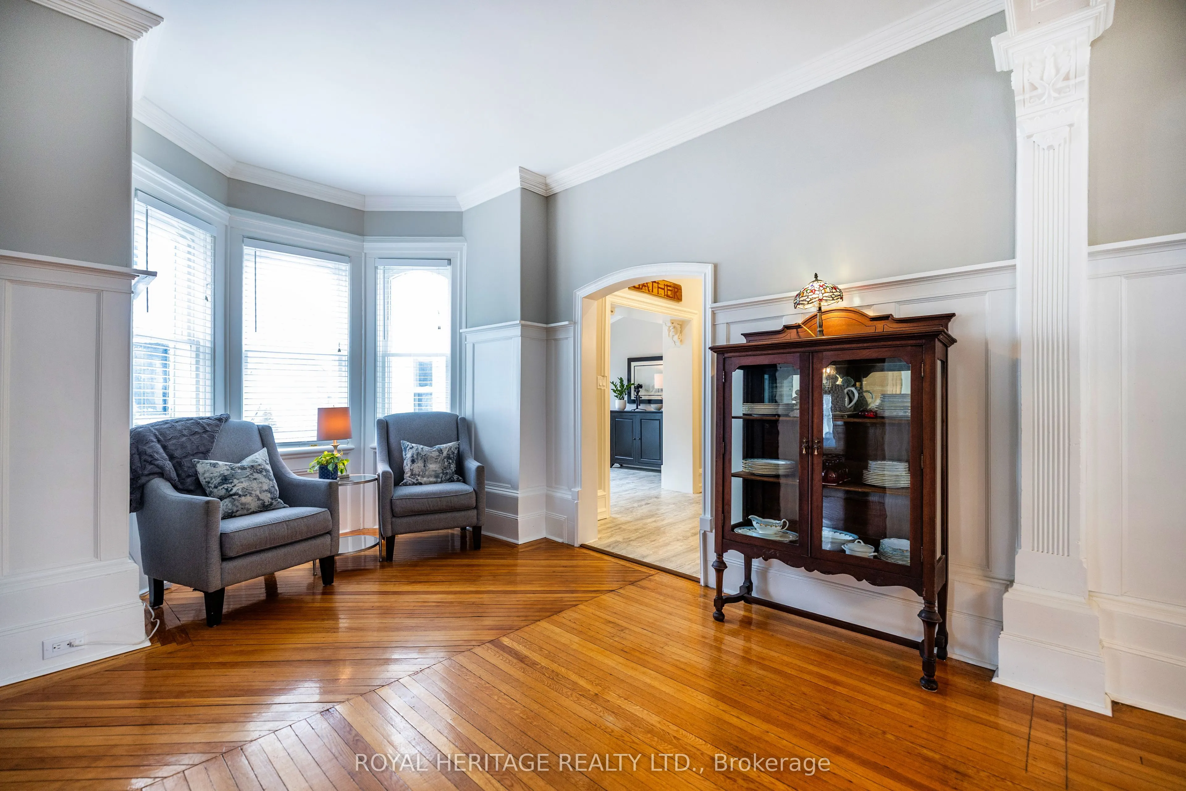 220 Cochrane Street