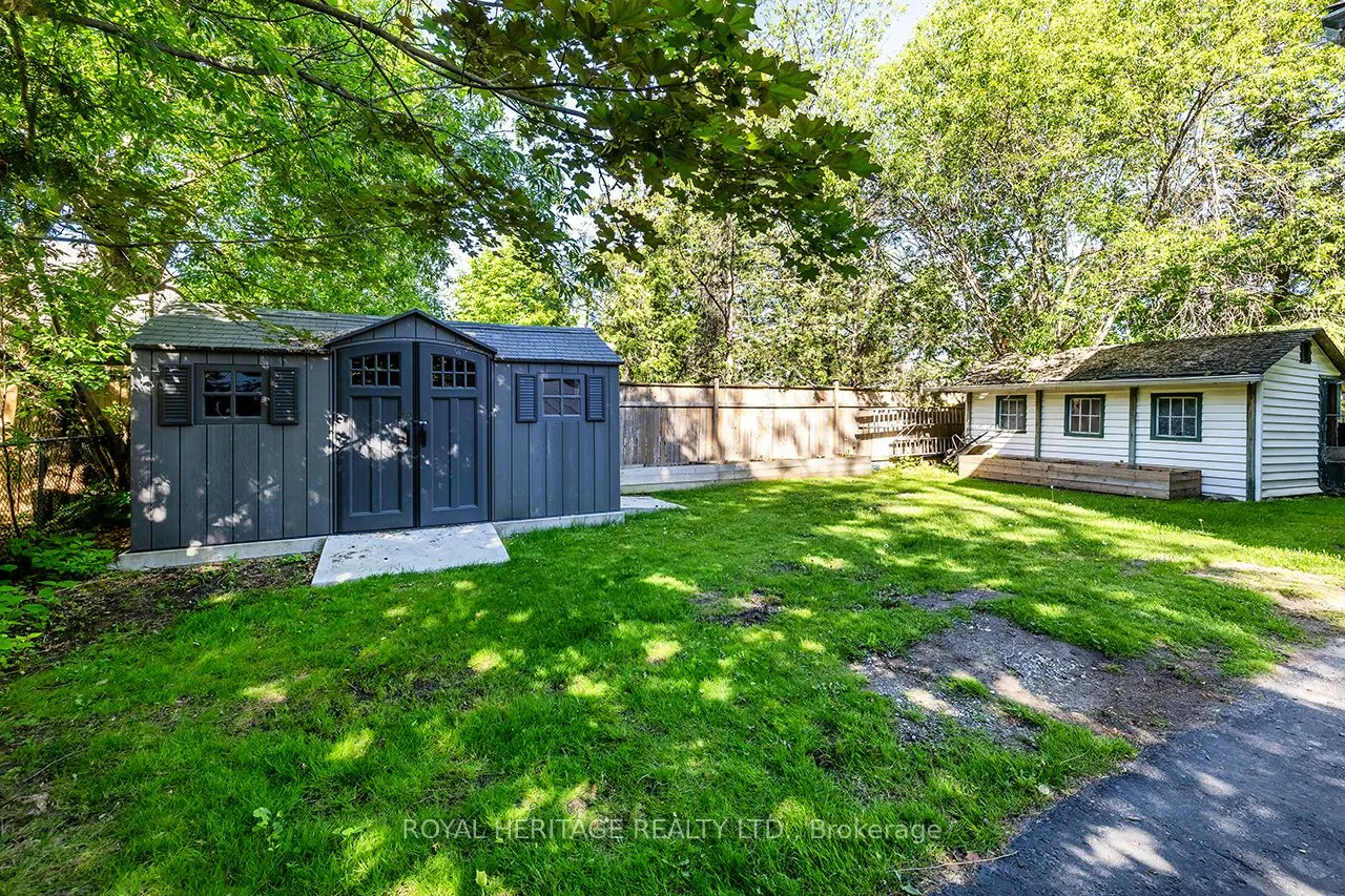 220 Cochrane Street