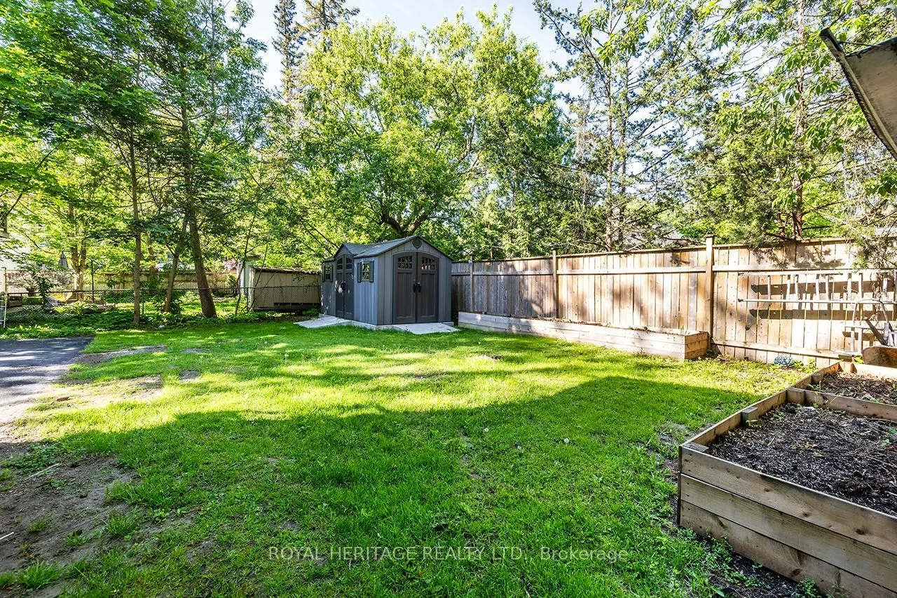 220 Cochrane Street