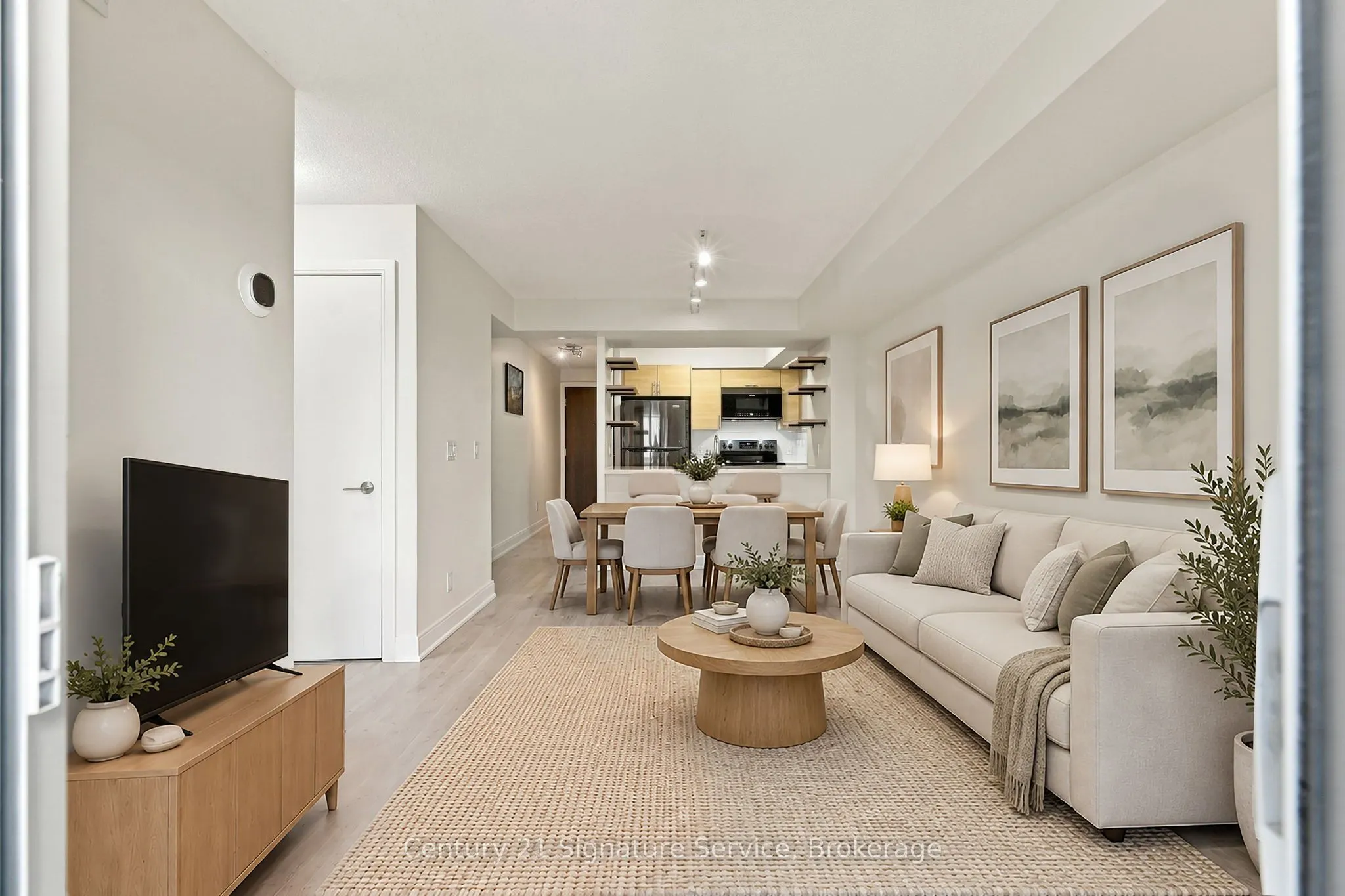 135 Village Green Square #1822