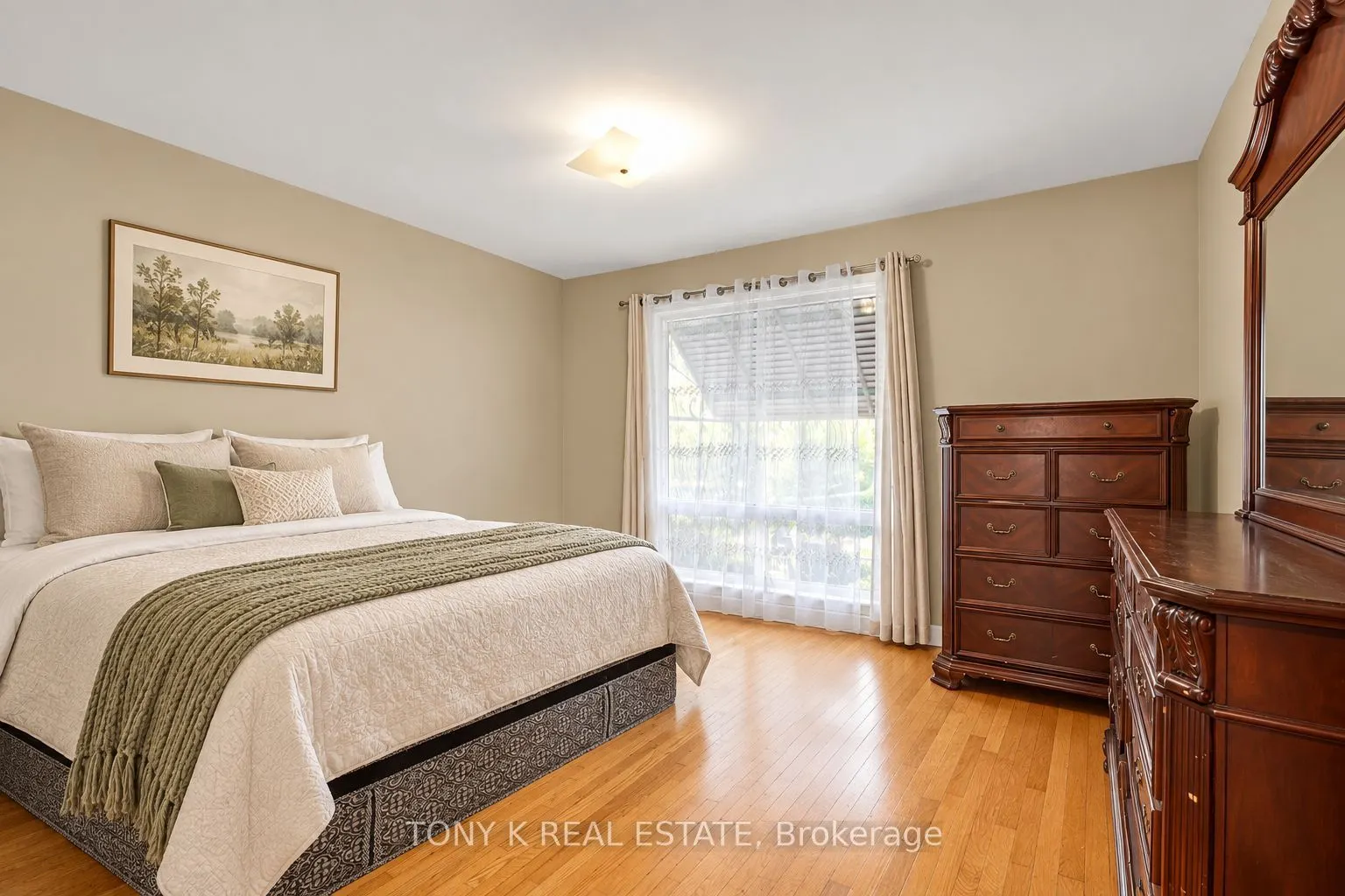 102 Haileybury Drive
