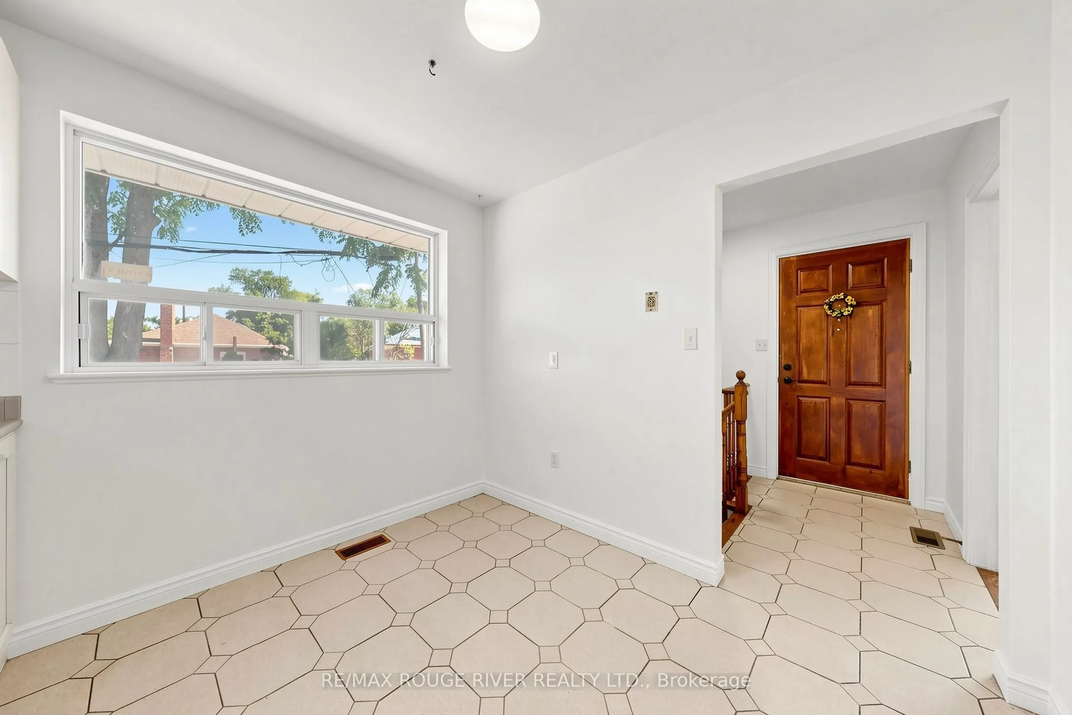 38 Lombardy Crescent