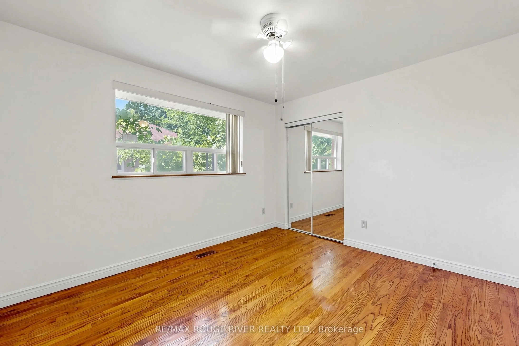 38 Lombardy Crescent