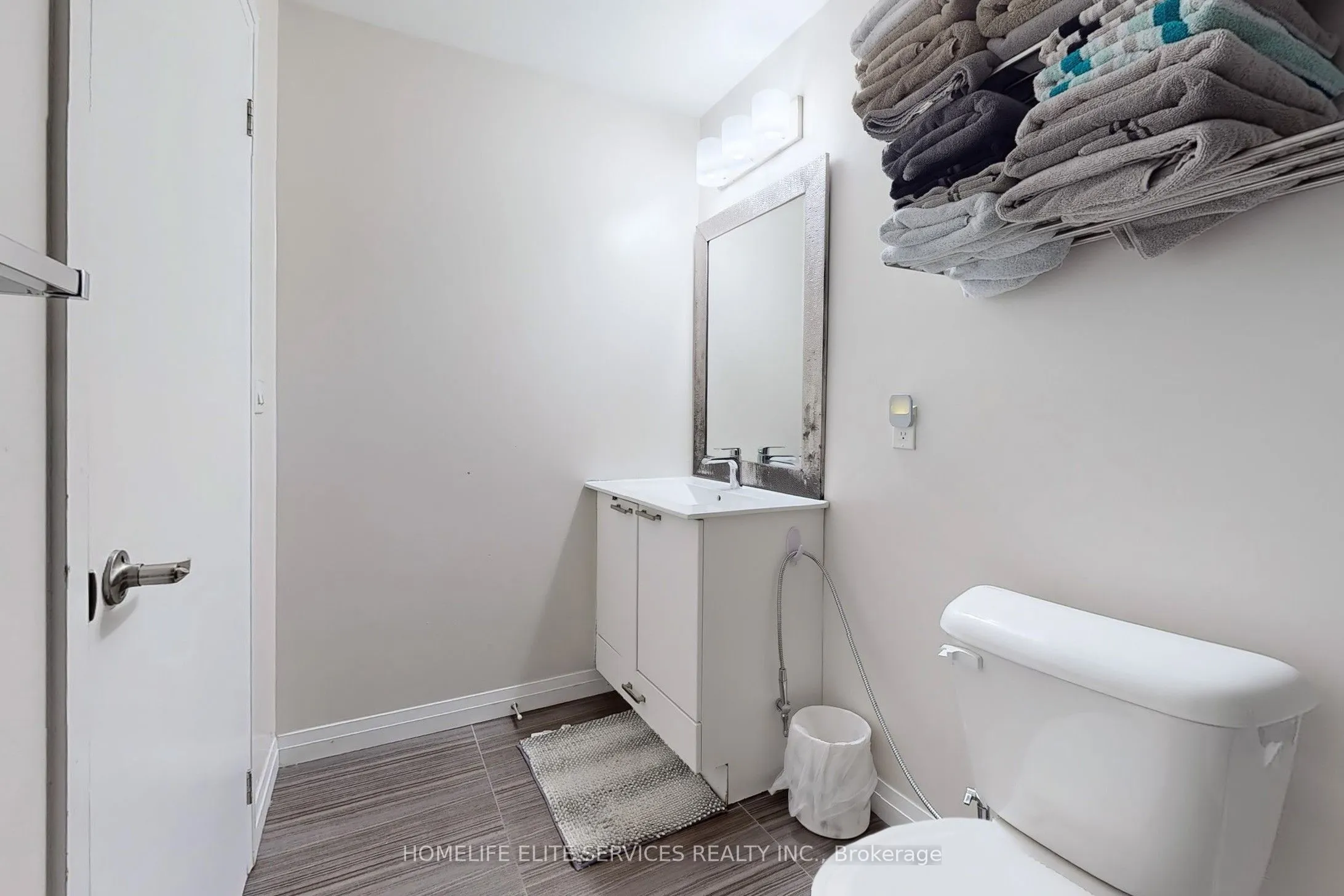 2152 Lawrence Avenue E #210