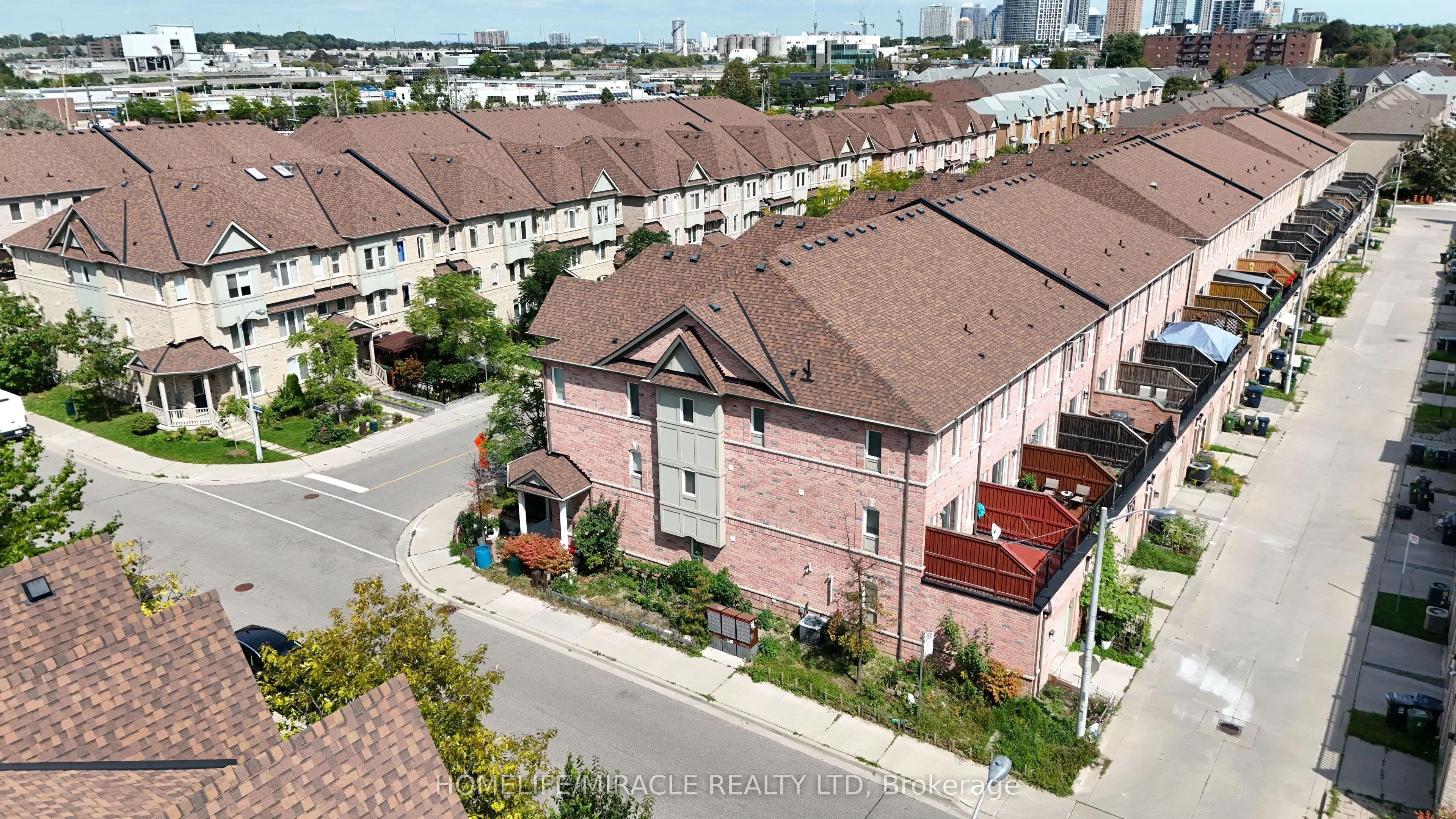 3 De Jong Street