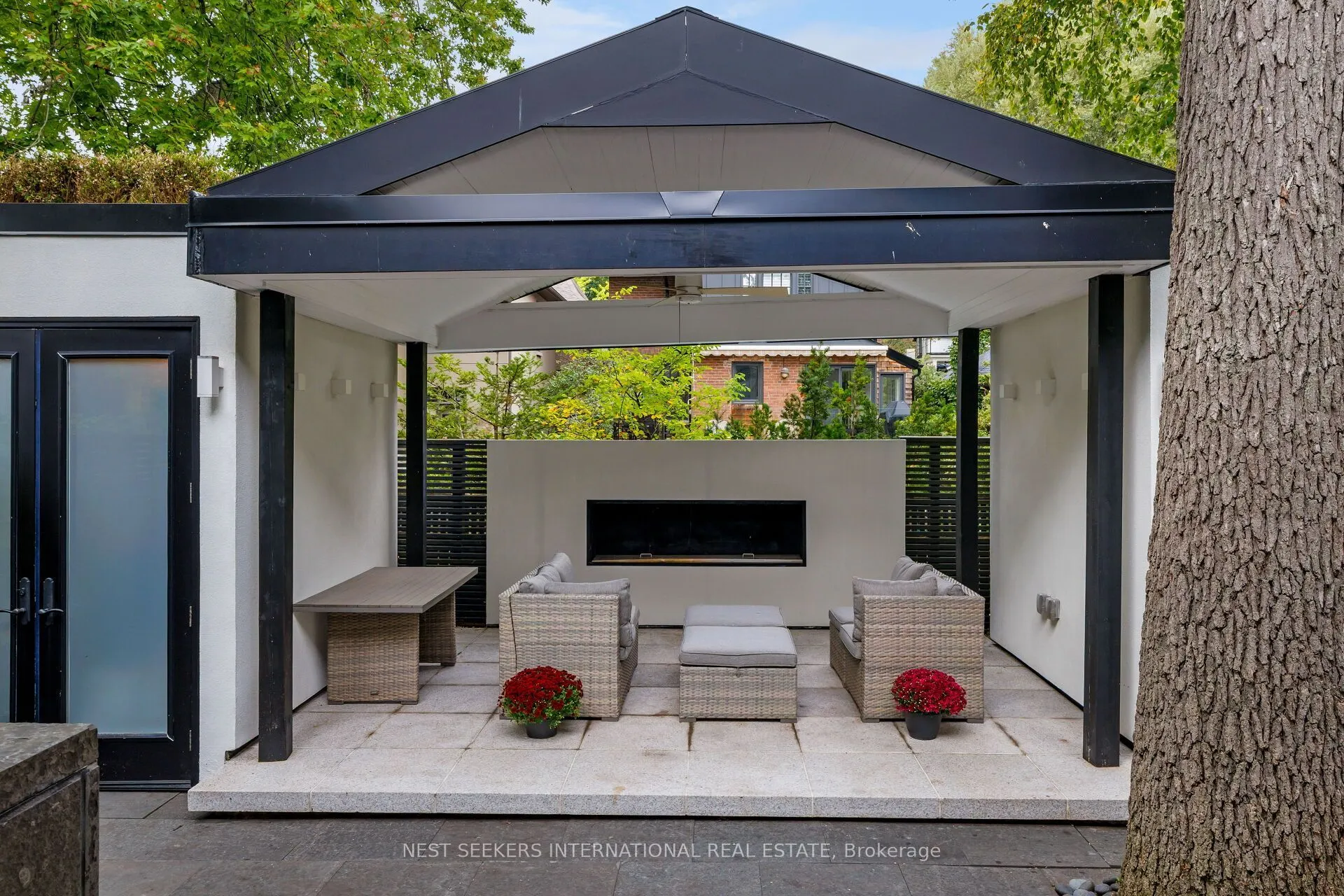 30 Duart Park Road