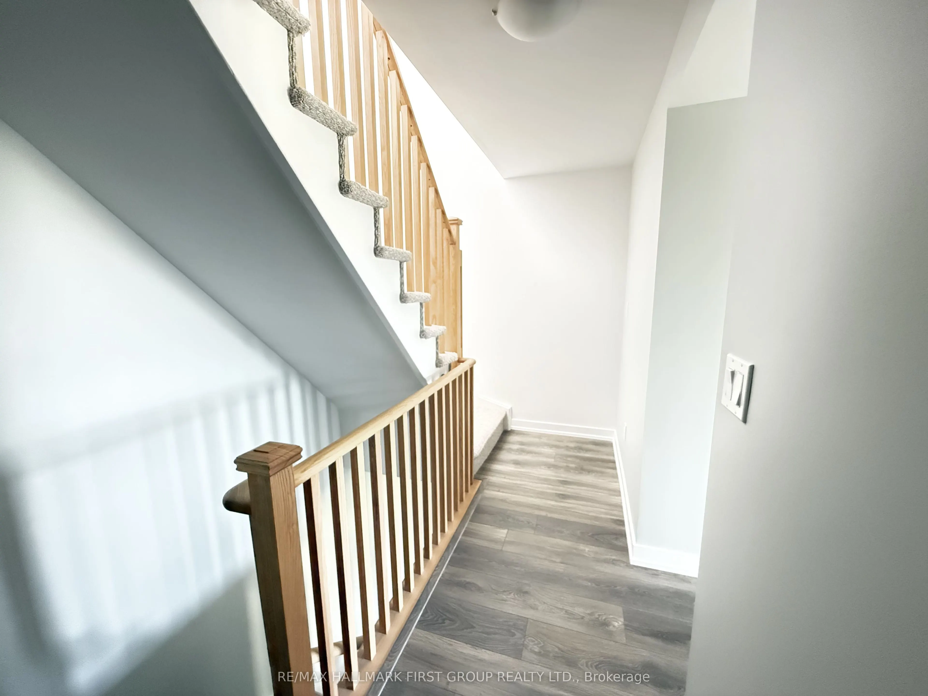 1555 Kingston Road #318