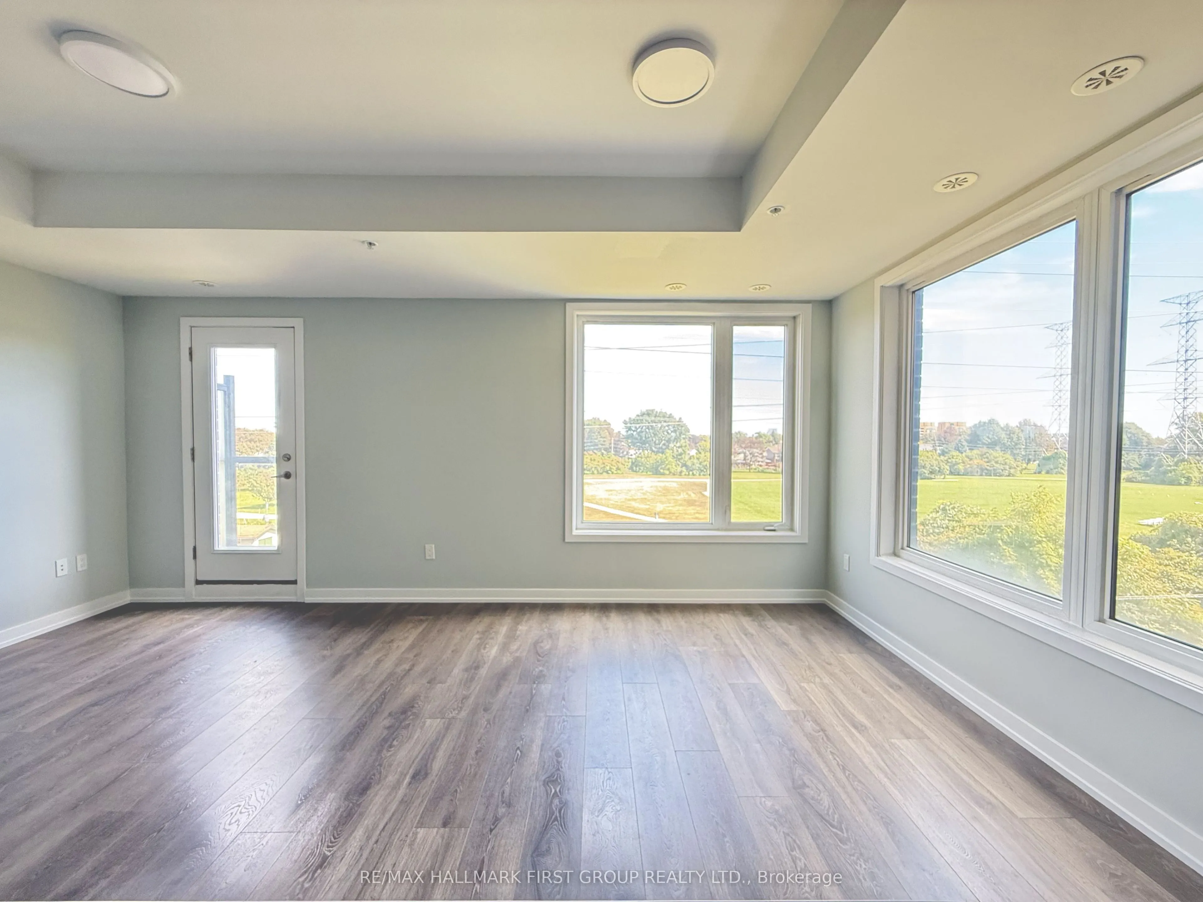 1555 Kingston Road #318