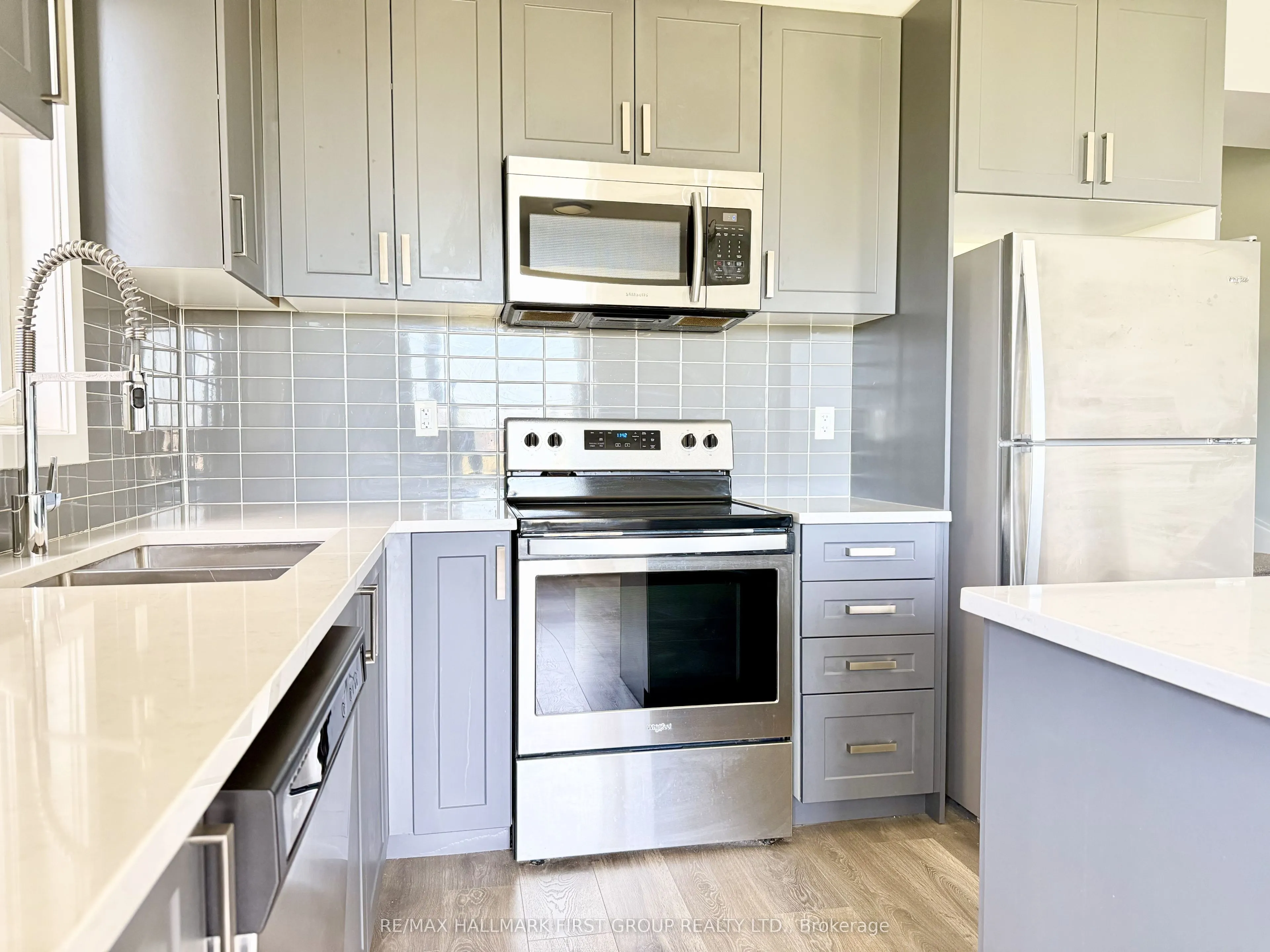 1555 Kingston Road #318