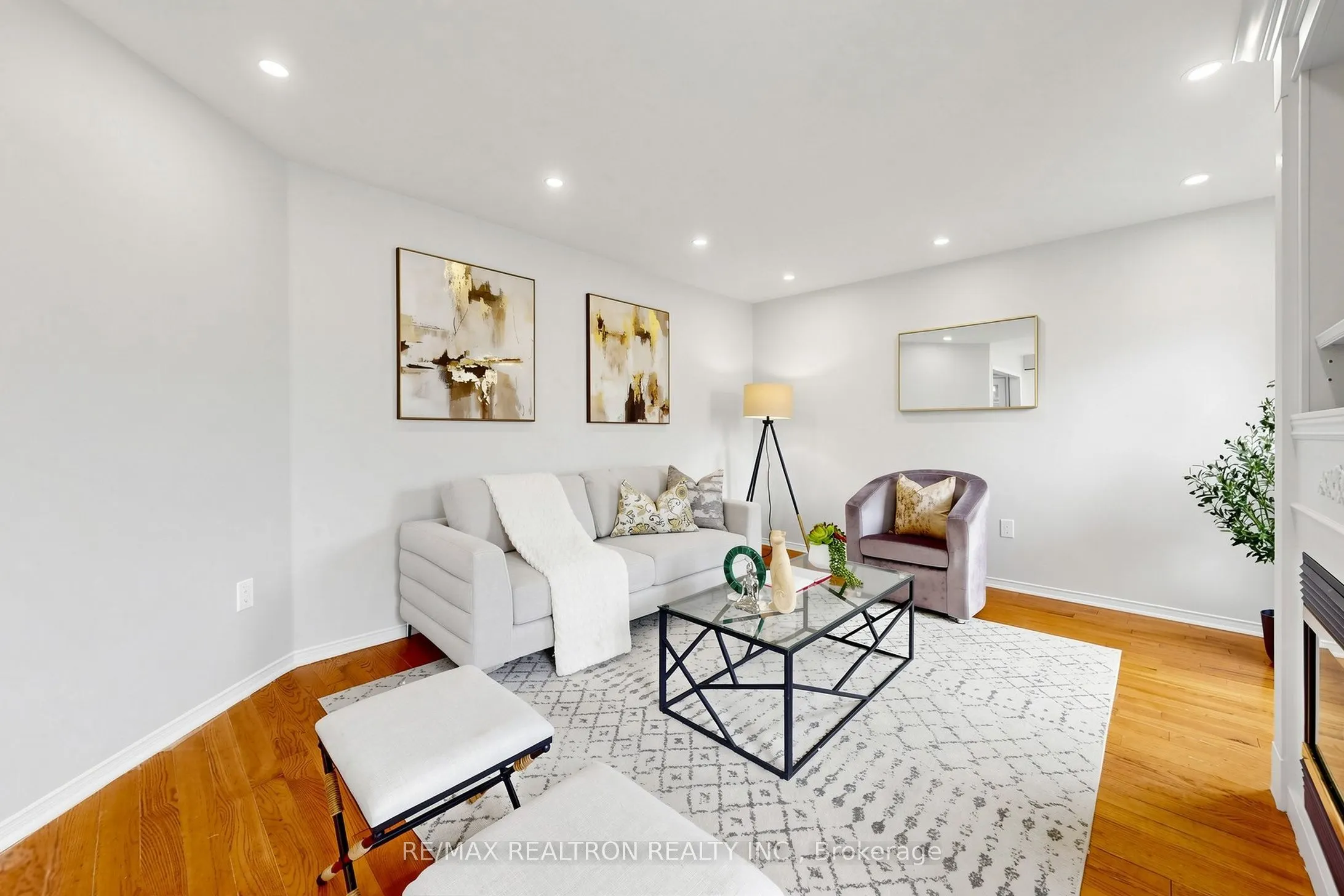 58 Bradbury Crescent