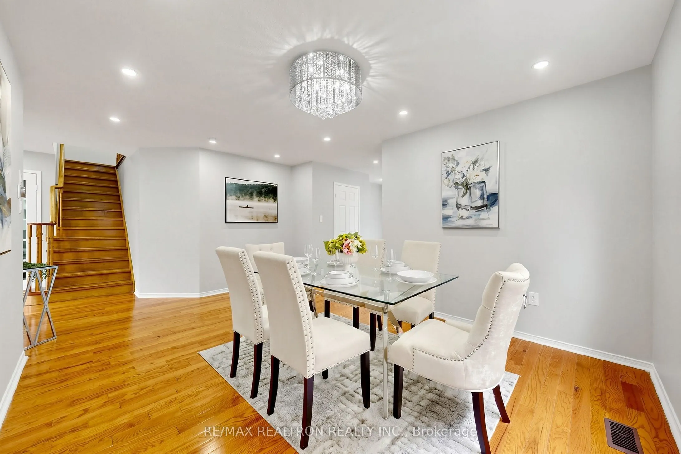 58 Bradbury Crescent